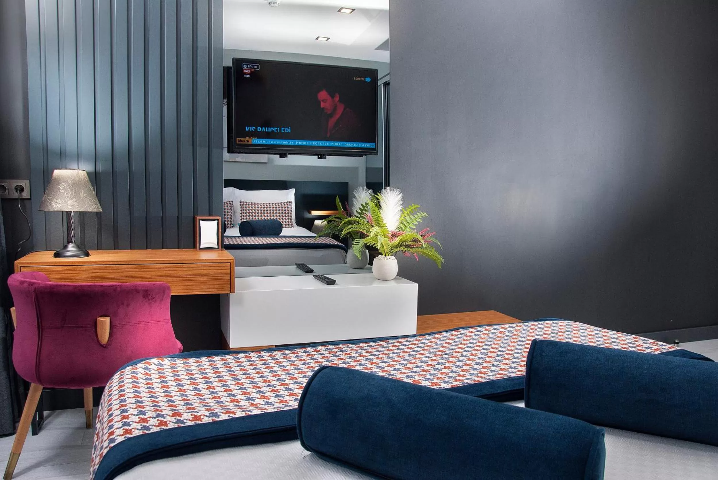 Massage, Bed in Last Vita