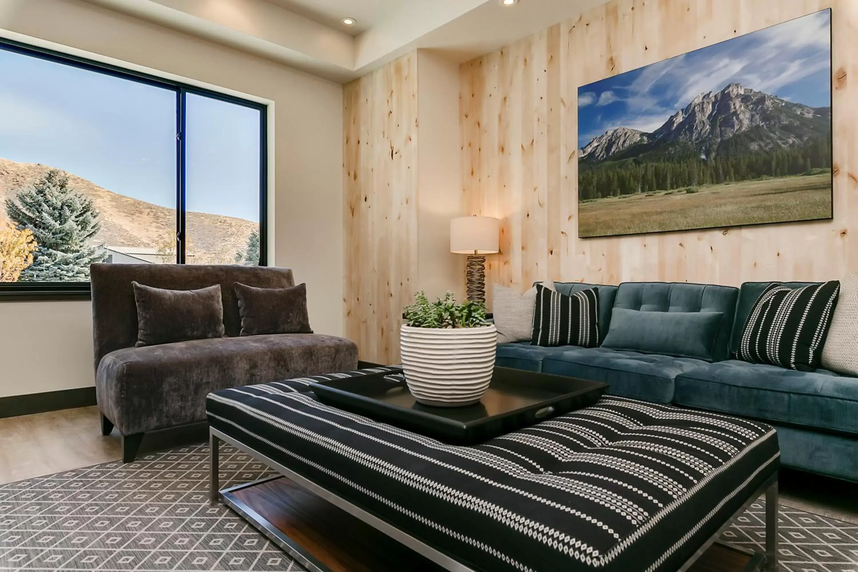 Seating Area in Silver Creek Hotel