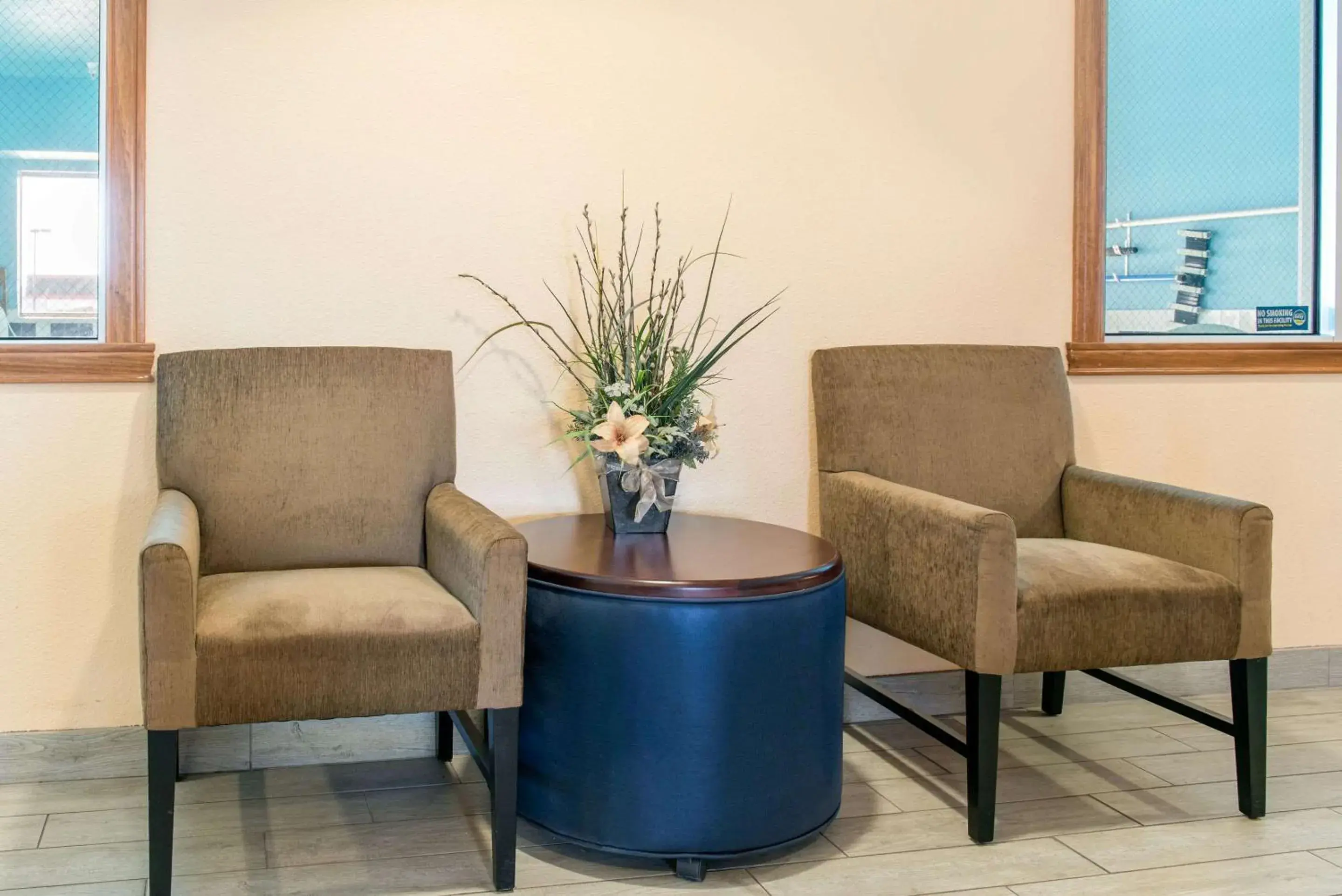 Lobby or reception, Seating Area in Quality Inn Noblesville-Indianapolis