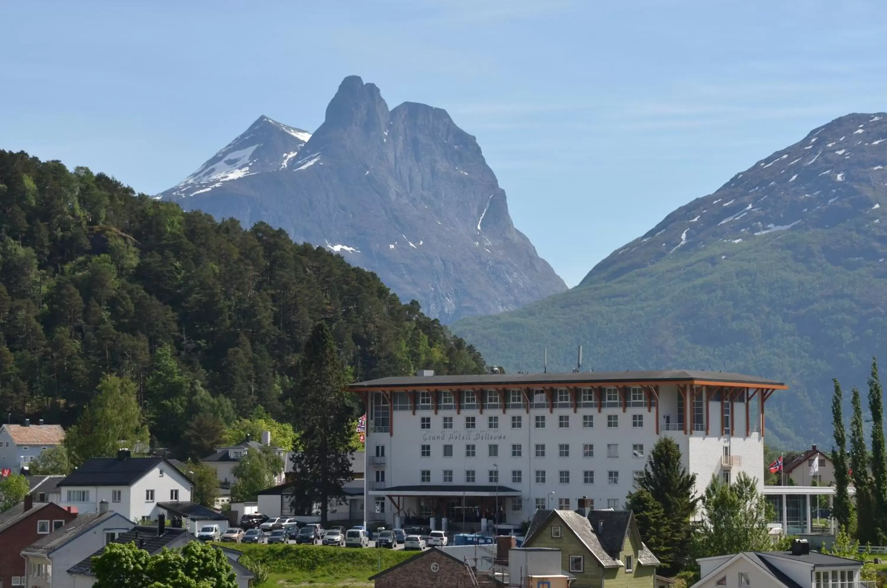 Property Building in Grand Hotel – by Classic Norway Hotels