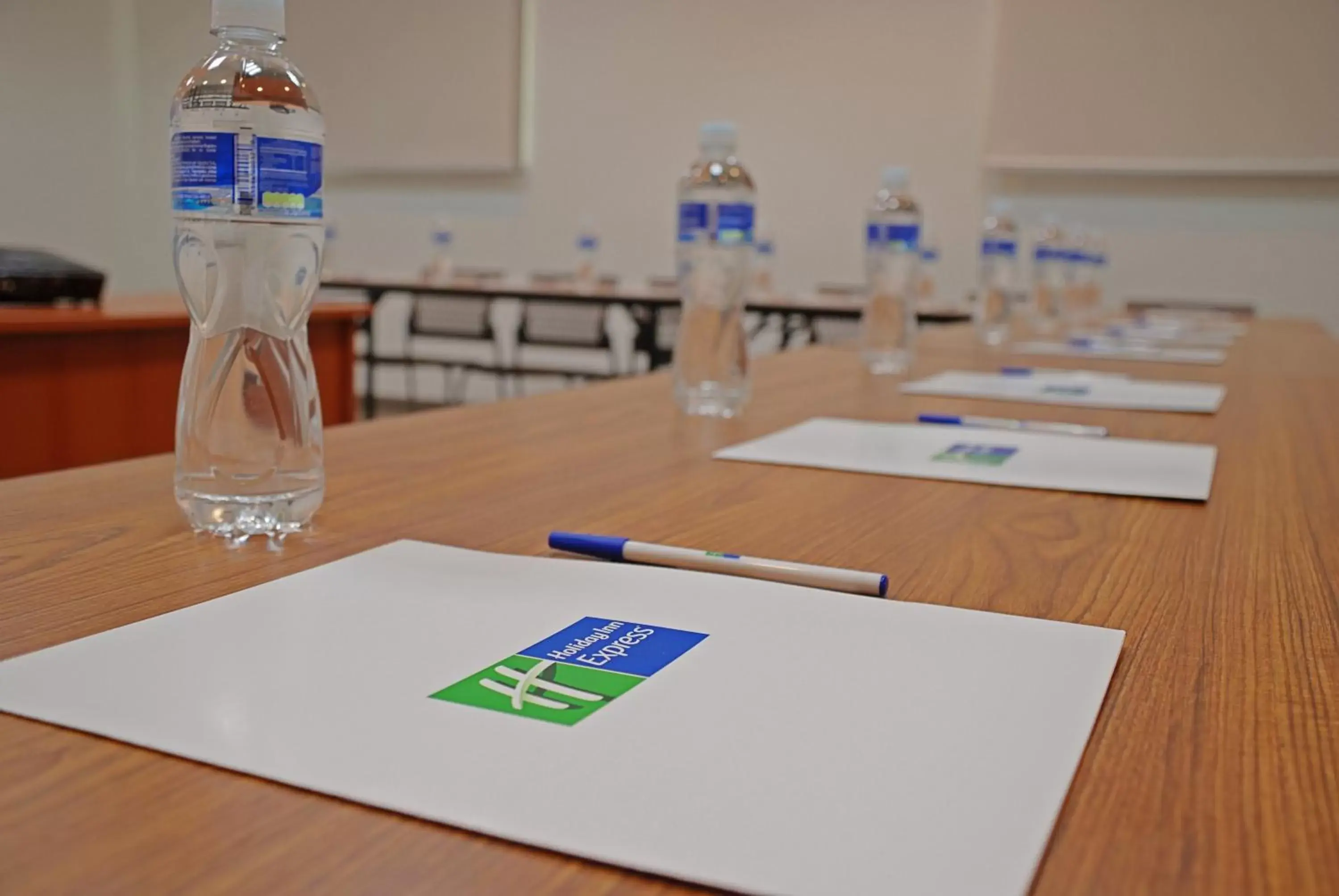 Meeting/conference room in Holiday Inn Express Tegucigalpa, an IHG Hotel