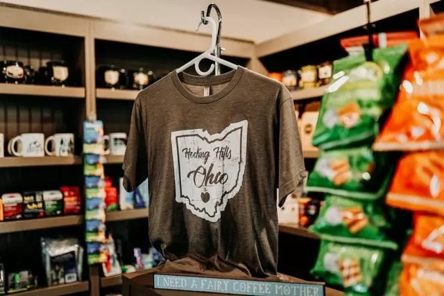 Restaurant/places to eat, Supermarket/Shops in Hocking Hills Inn