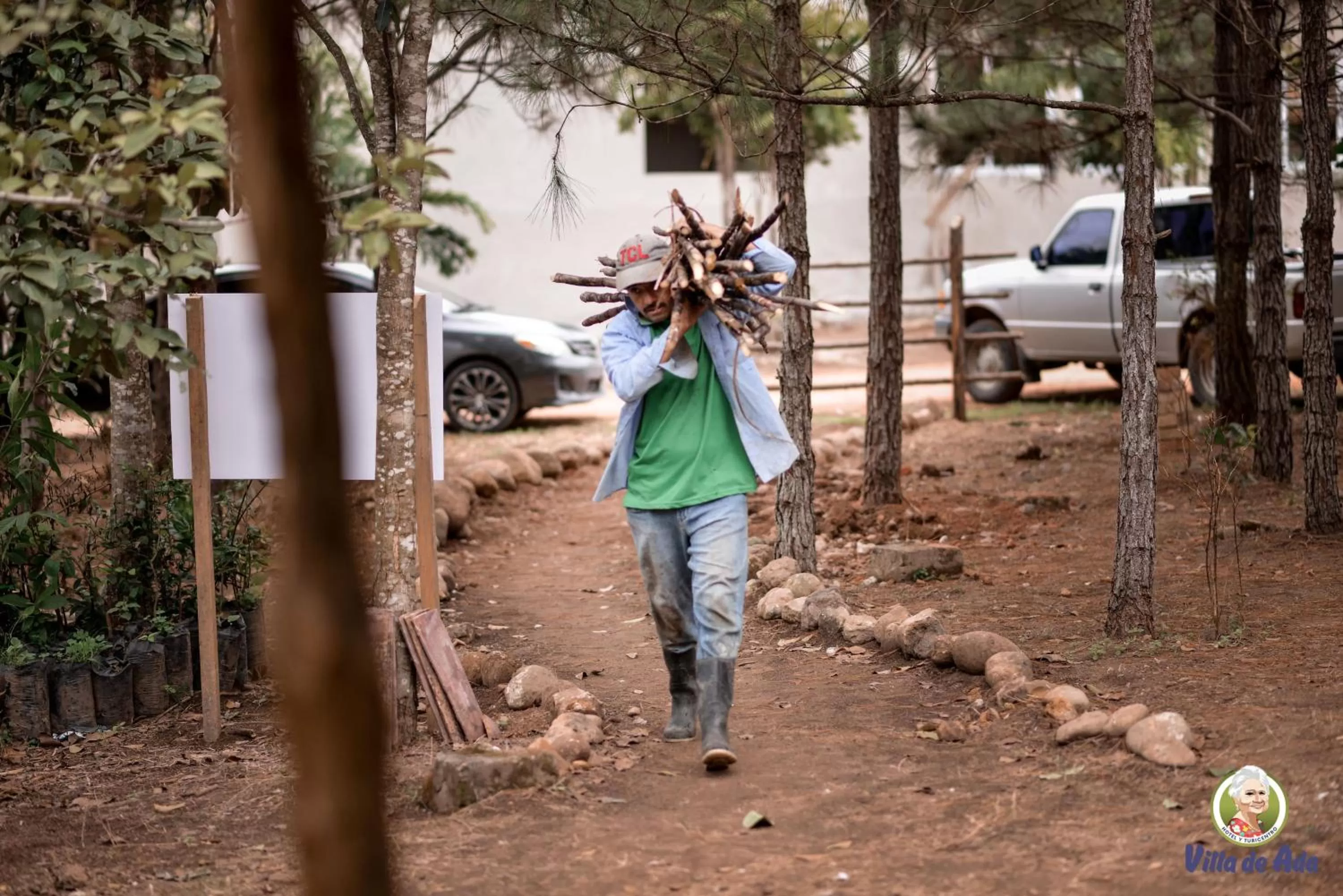 Entertainment in Hotel de Campo Villa de Ada
