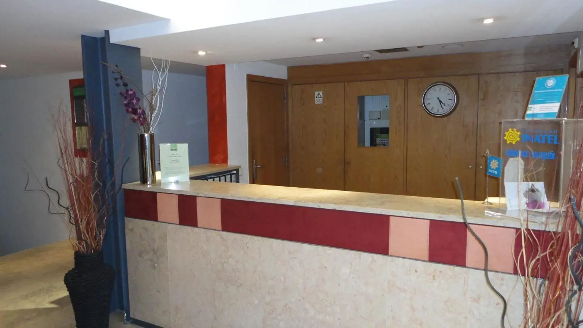 Lobby or reception in INATEL Caparica Lobby or reception in INATEL Caparica