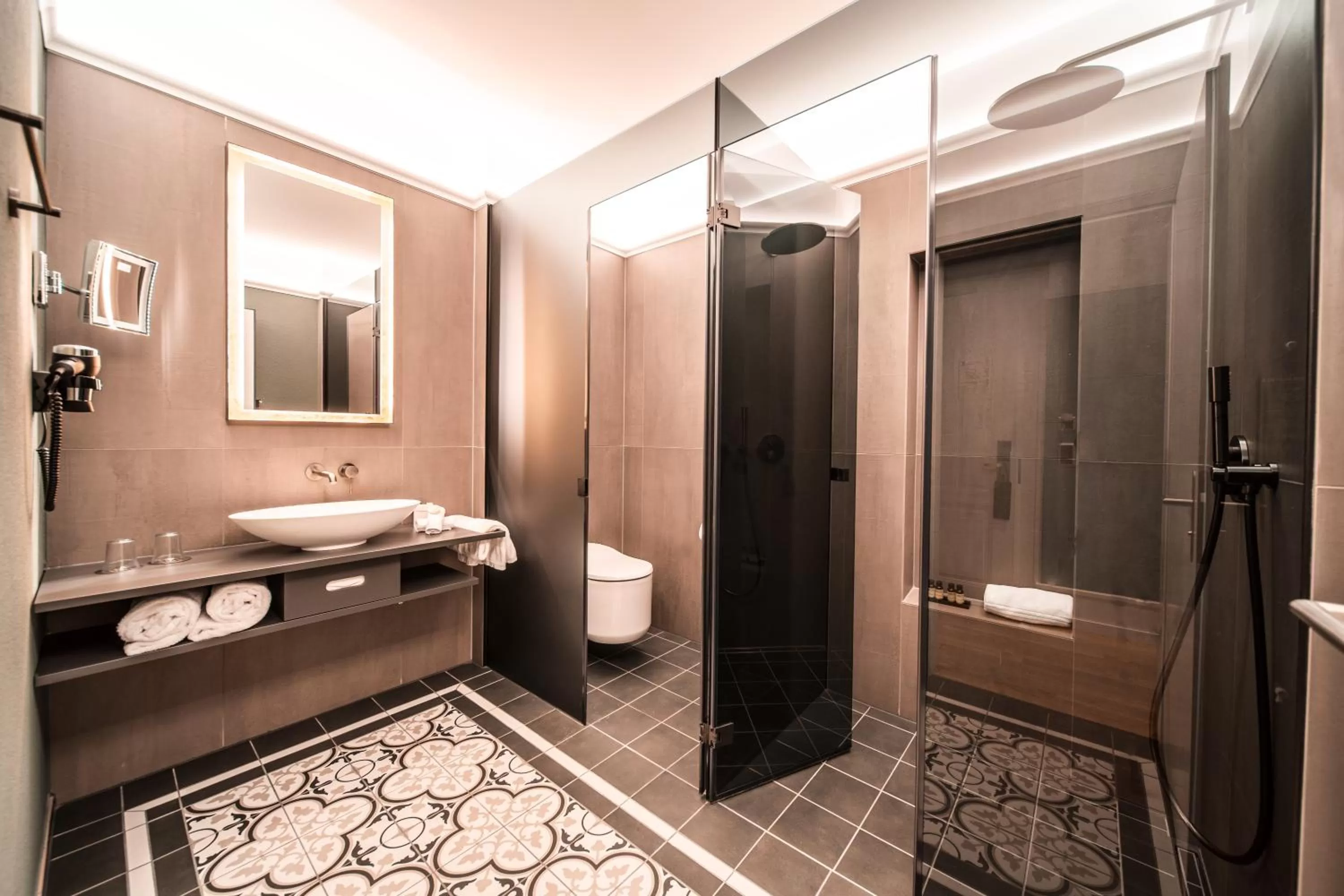 Bathroom in Royal St. Georges Hotel Interlaken - MGallery Collection