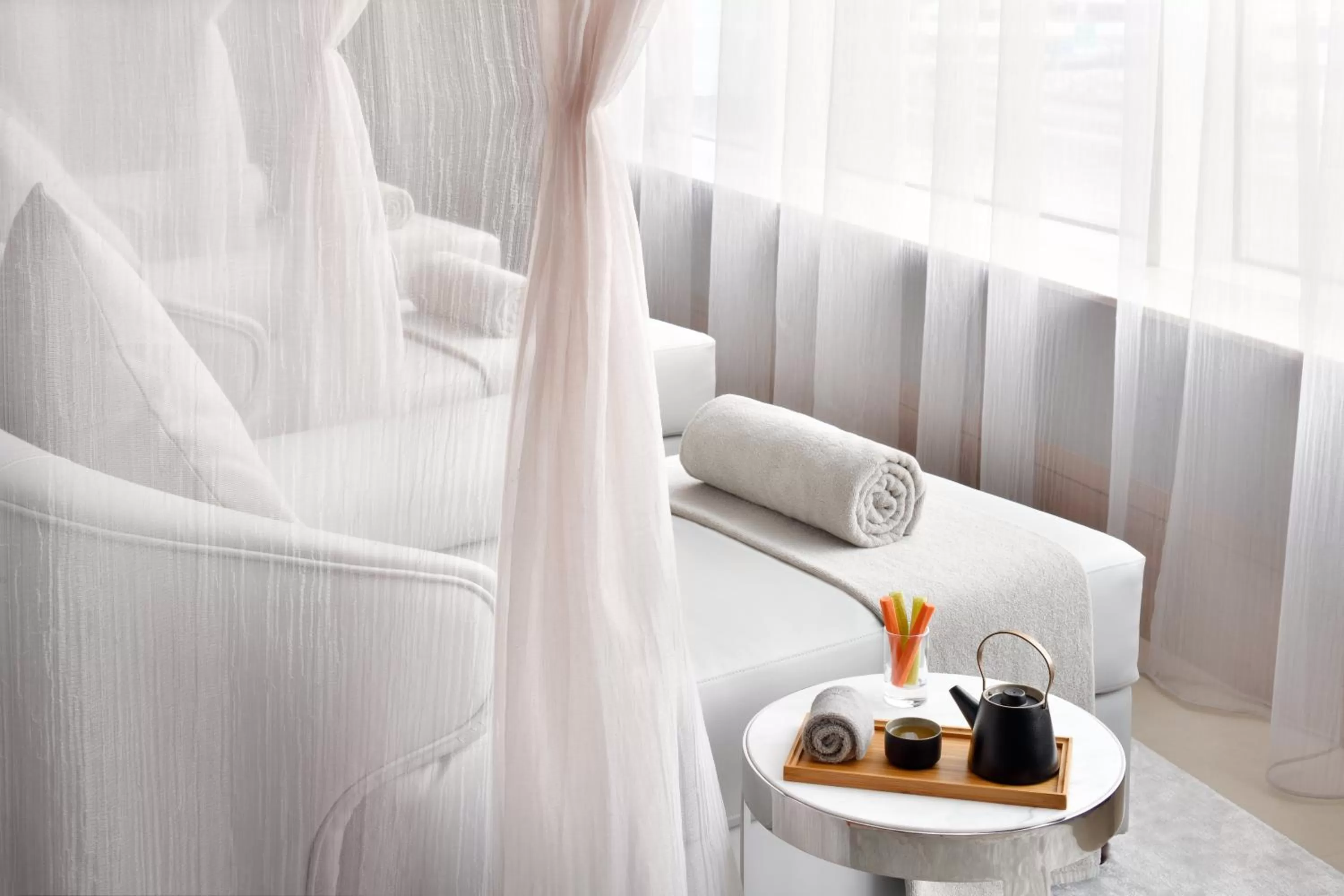 Massage, Bed in Grand Plaza Mövenpick Media City