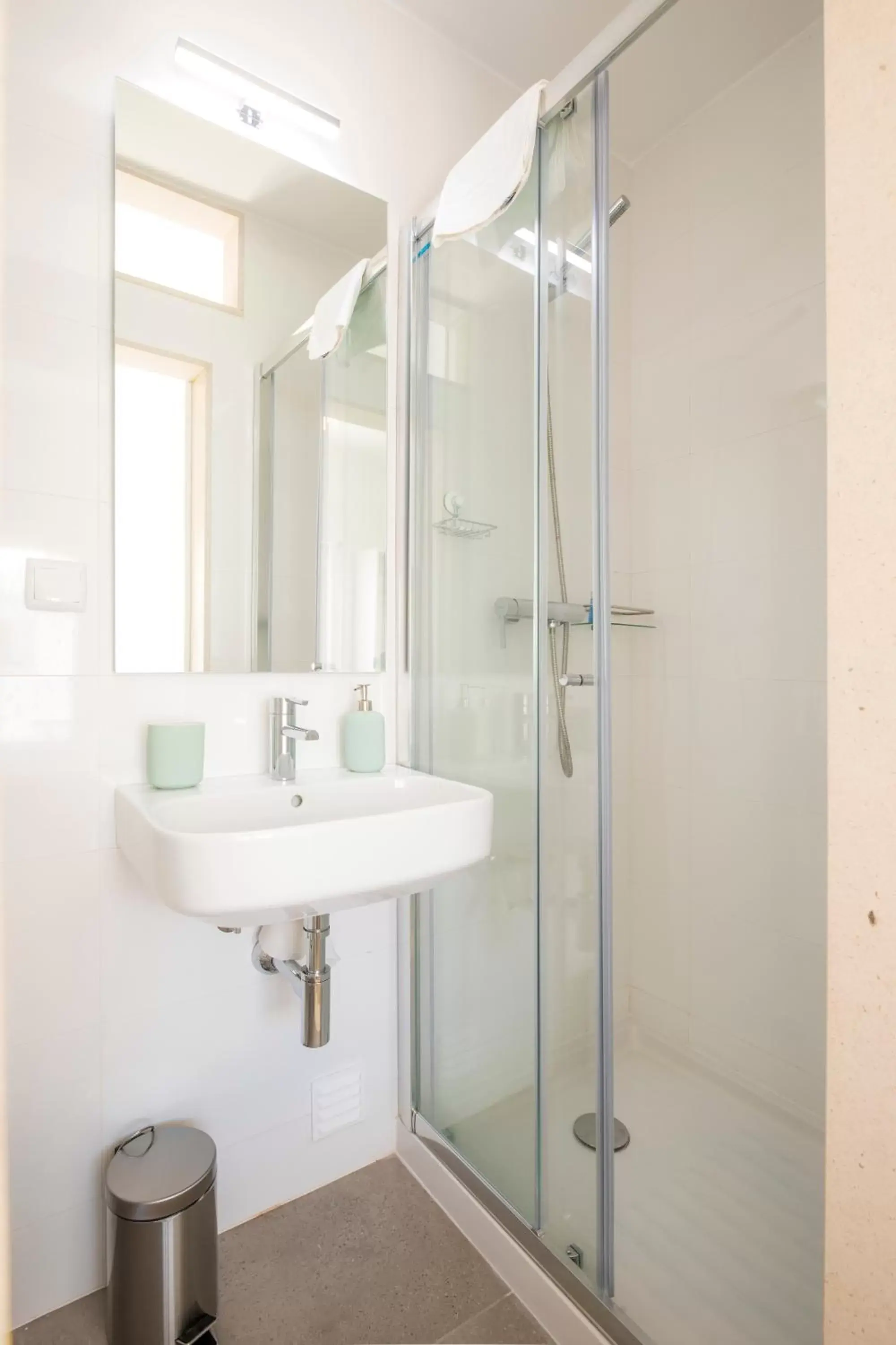 Bathroom in Alto Mar Inn