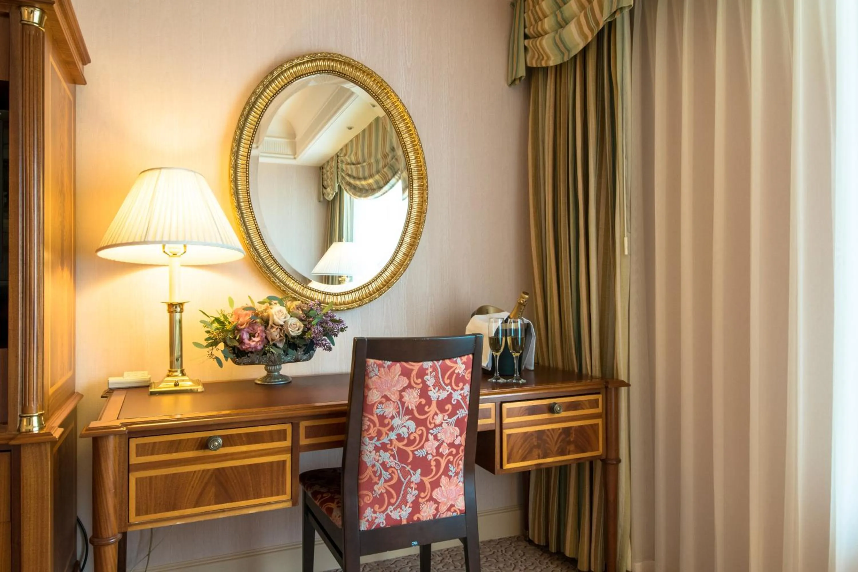 Decorative detail in Rihga Royal Hotel Tokyo