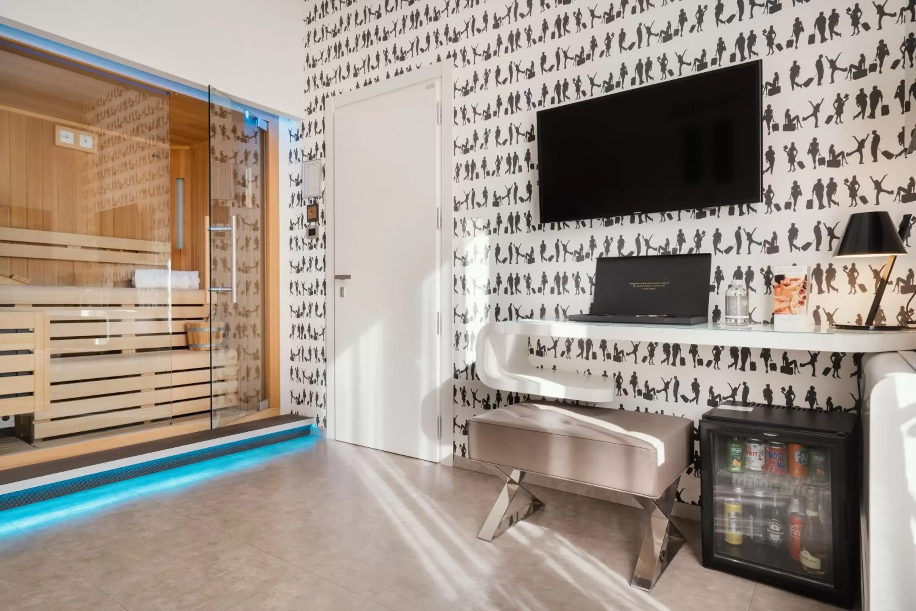 Sauna, TV/Entertainment Center in Montenapoleone Suites