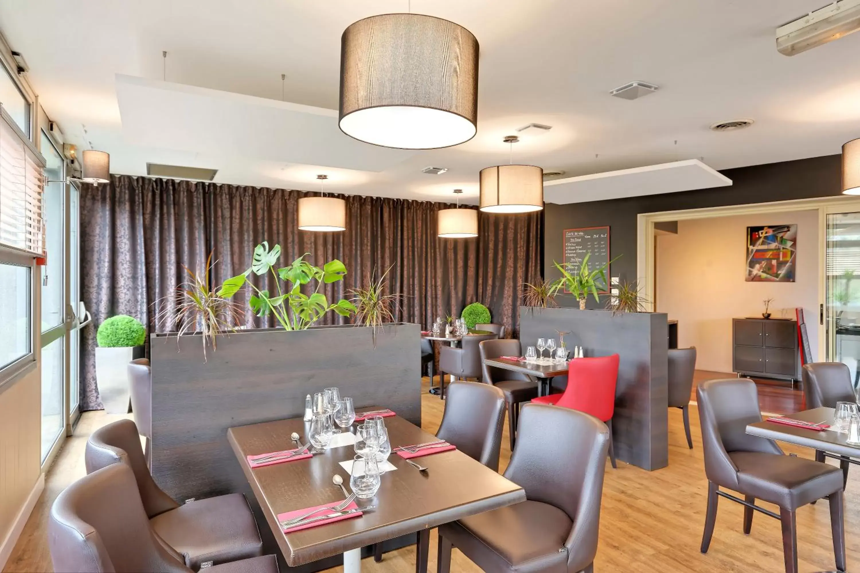 Restaurant/places to eat in The Originals City, Hôtel Le Beaujoire, Nantes Restaurant/places to eat in The Originals City, Hôtel Le Beaujoire, Nantes