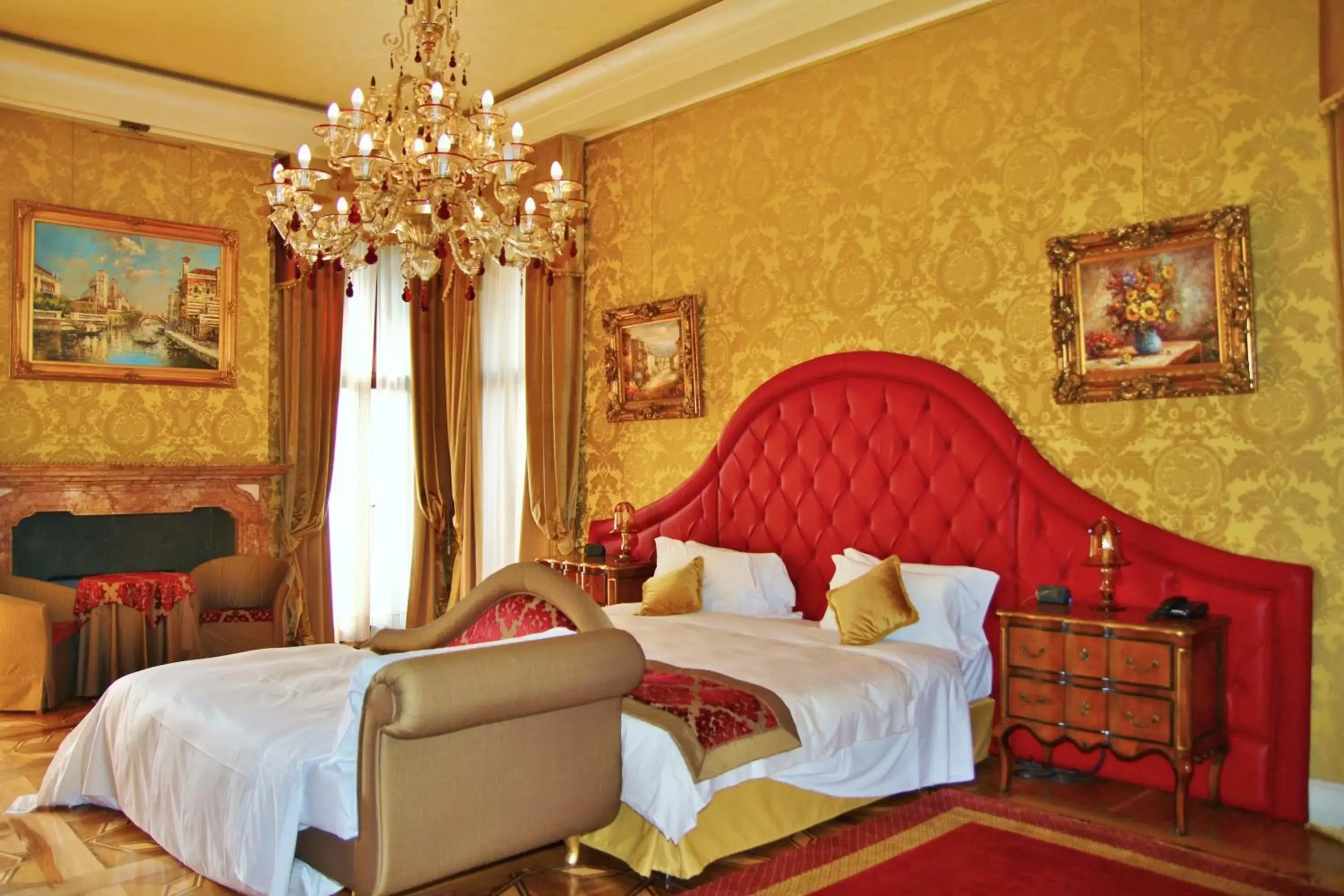 Day, Bed in Pesaro Palace