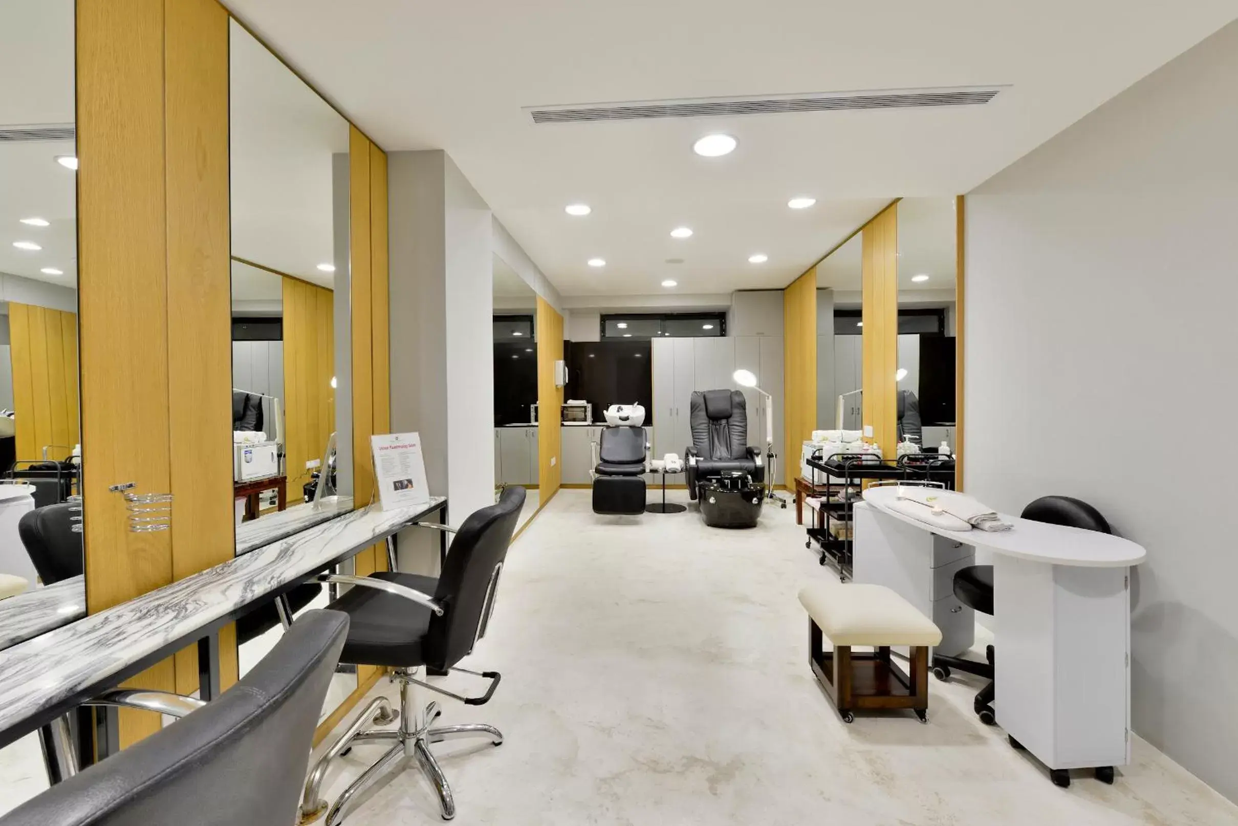 Spa and wellness centre/facilities in Napa Mermaid Hotel & Suites Spa and wellness centre/facilities in Napa Mermaid Hotel & Suites