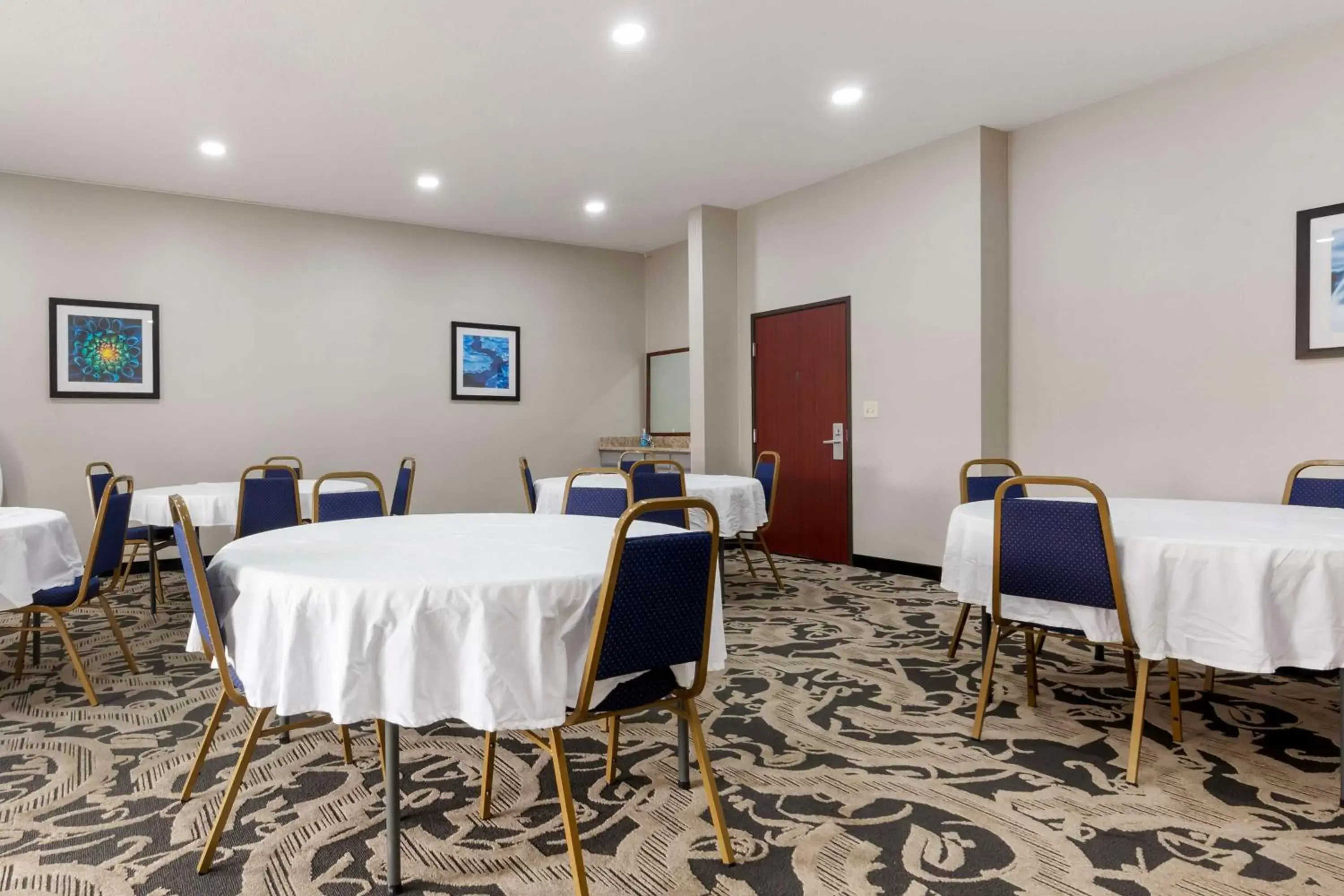 Meeting/conference room in Best Western Sycamore Inn