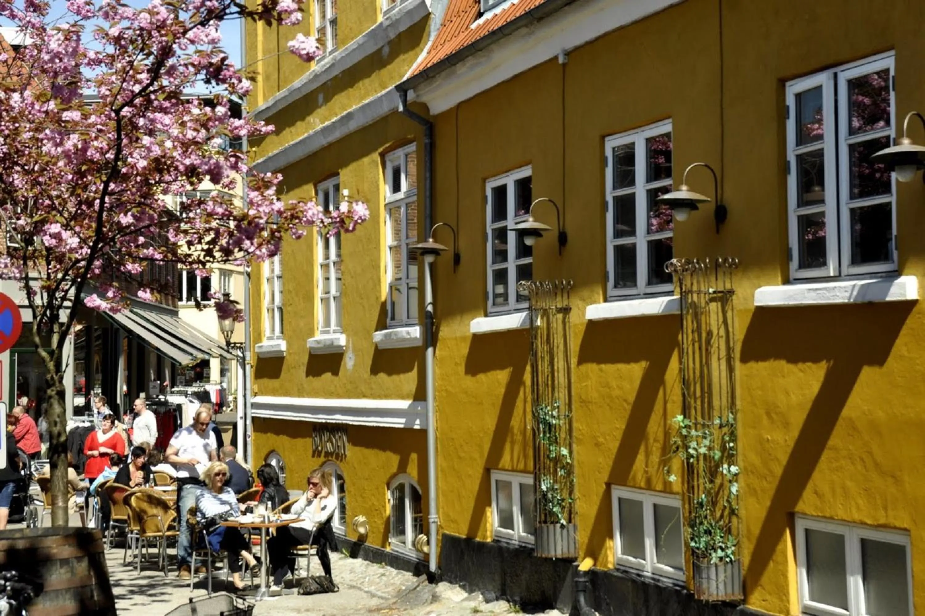 Neighbourhood in Hotel Garni