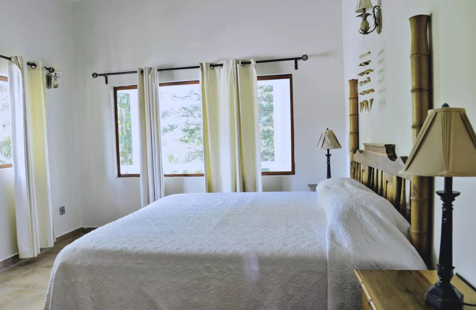 Bedroom, Bed in Beach House Condos, Negril