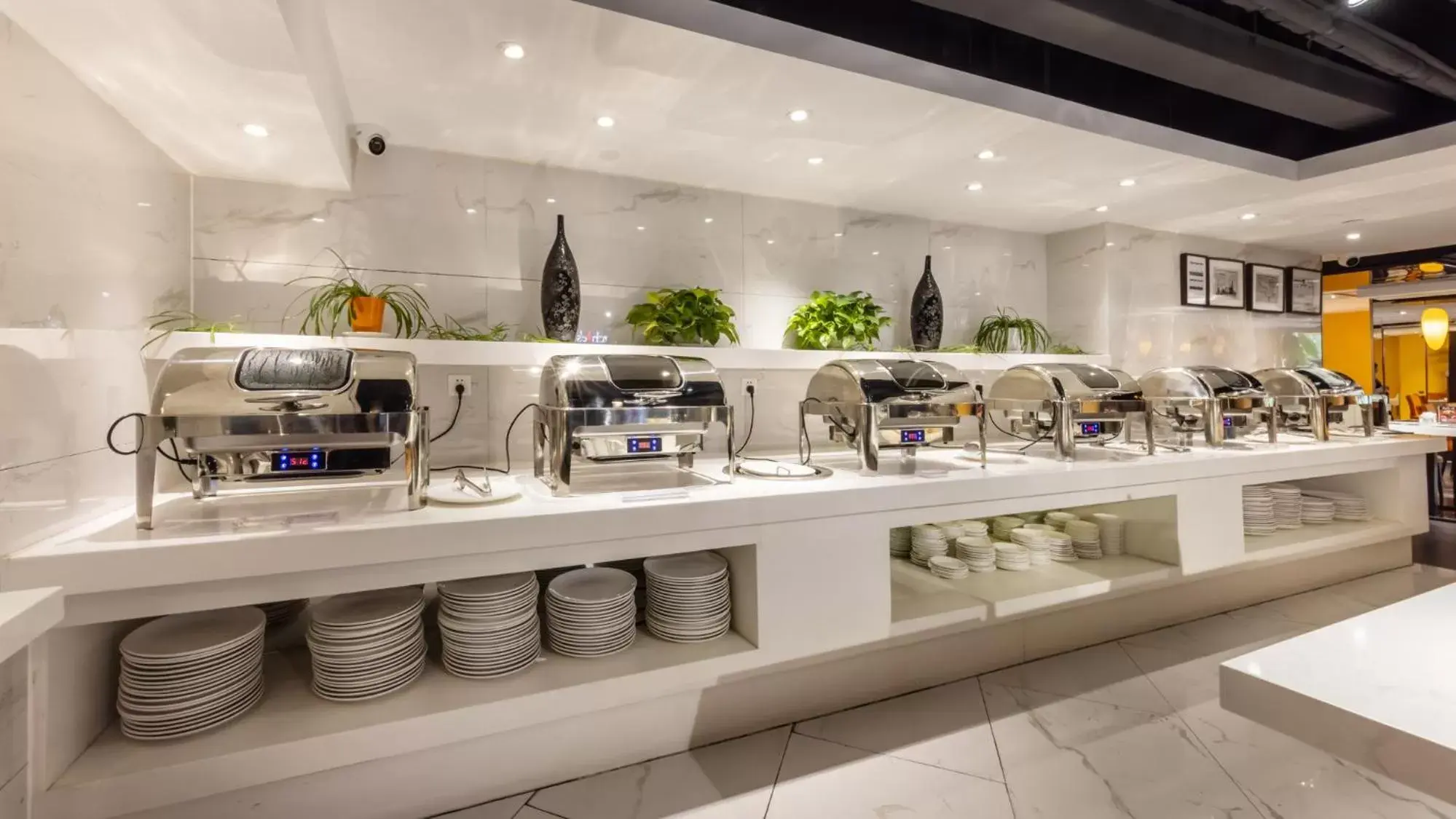 Restaurant/places to eat in Starr Hotel Shanghai (Shanghai Railway Station) Restaurant/places to eat in Starr Hotel Shanghai (Shanghai Railway Station)