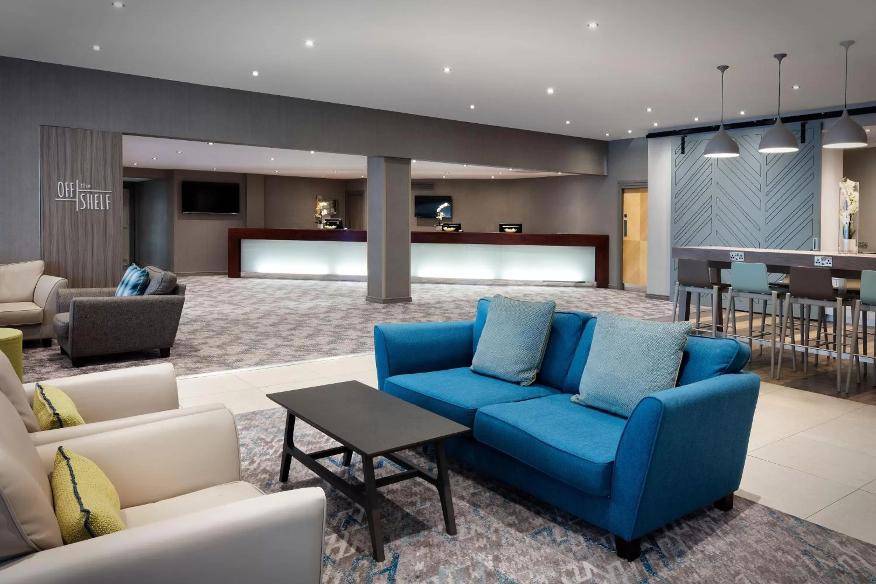 Lobby or reception in Leonardo Royal Hotel Oxford