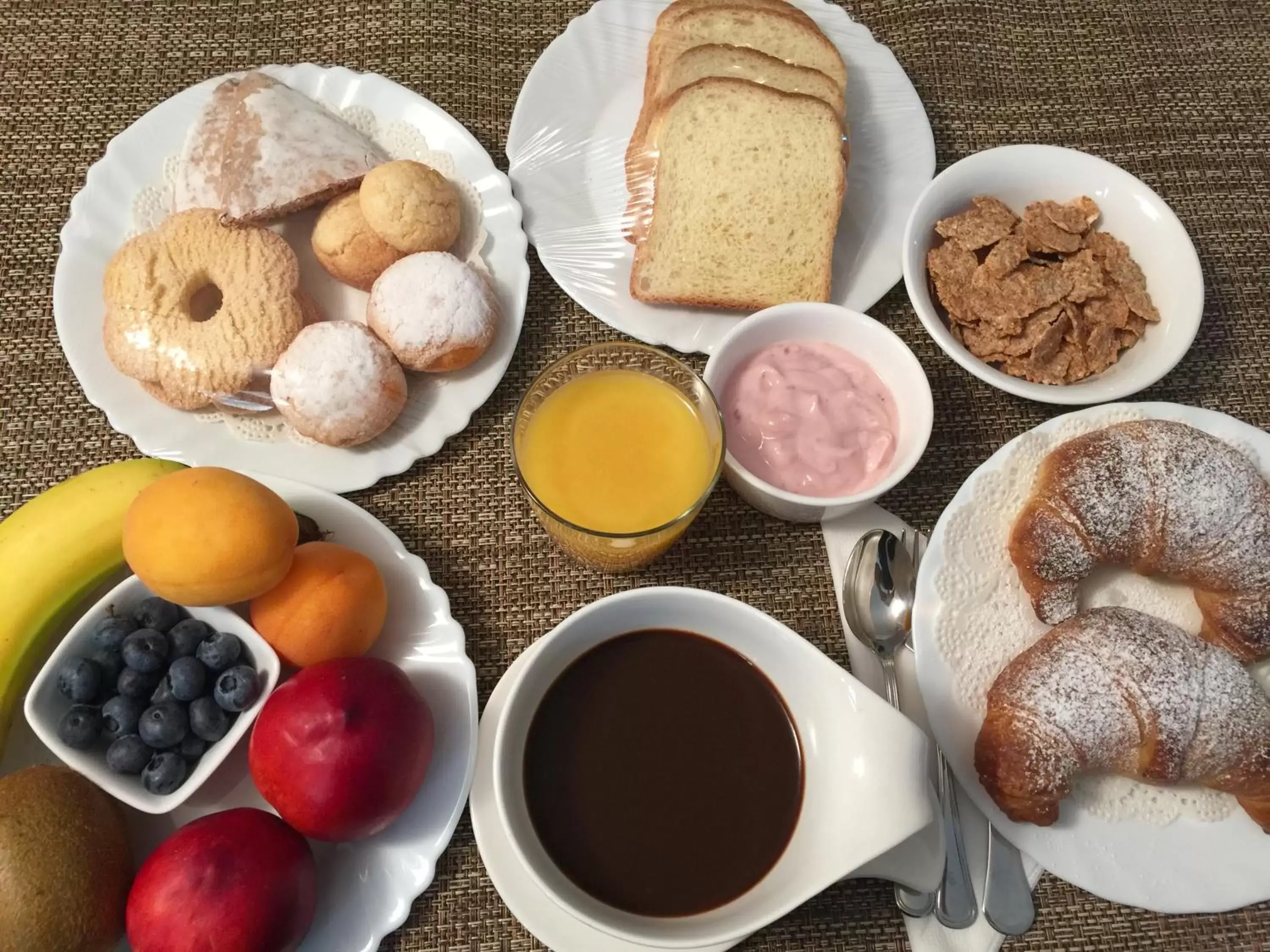 Breakfast in B&B Mare Monti Miniere