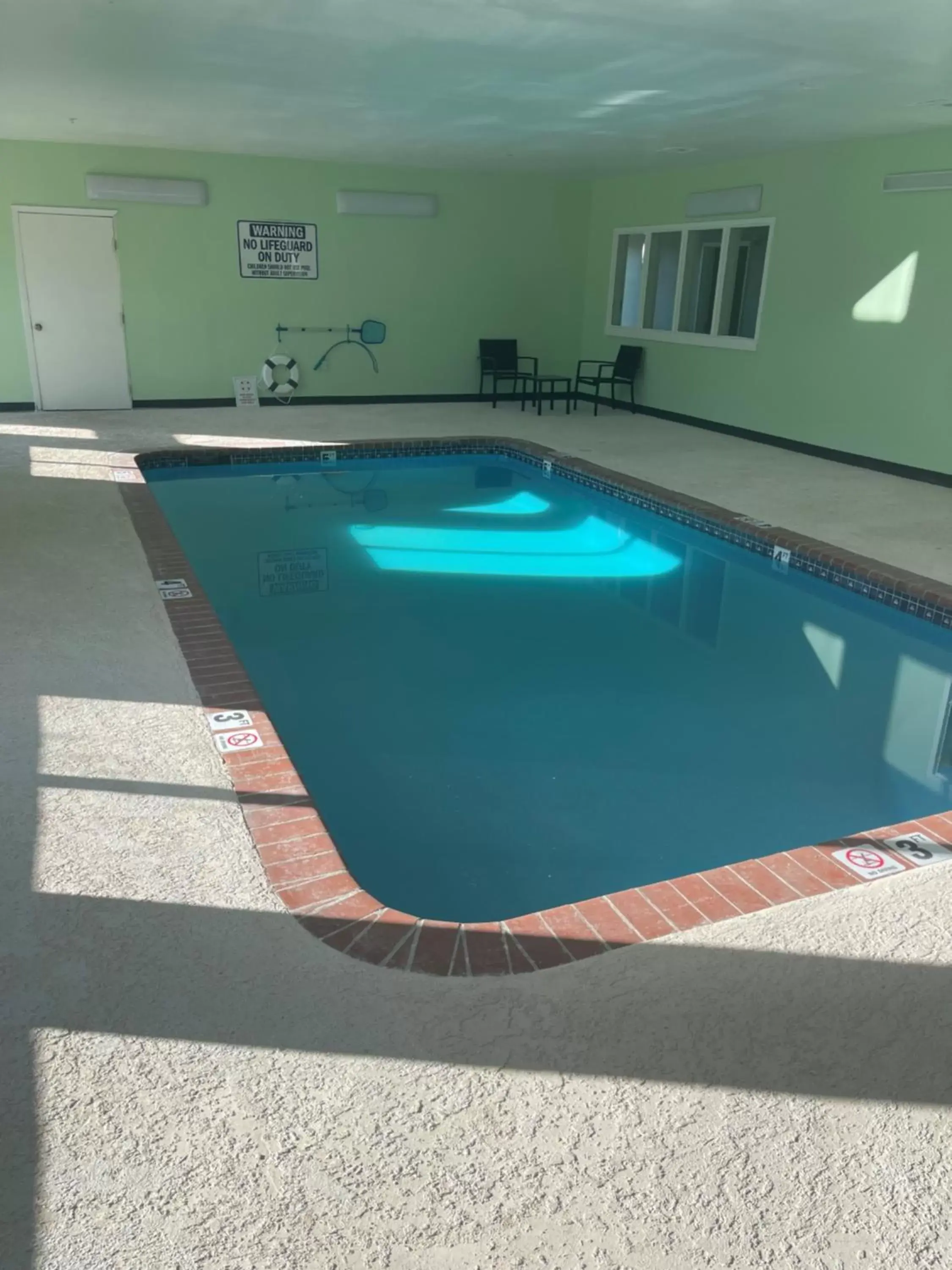 Swimming Pool in Quality Suites