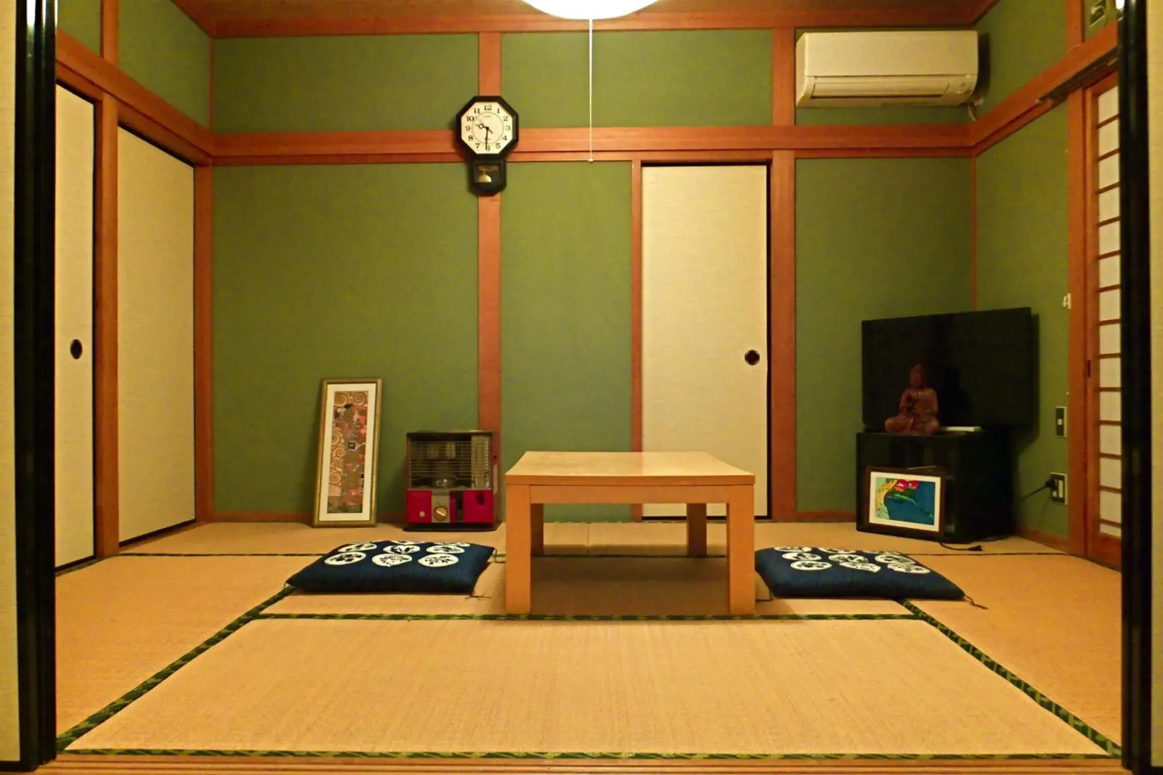 Bedroom, Seating Area in Aoshima Guesthouse Hooju