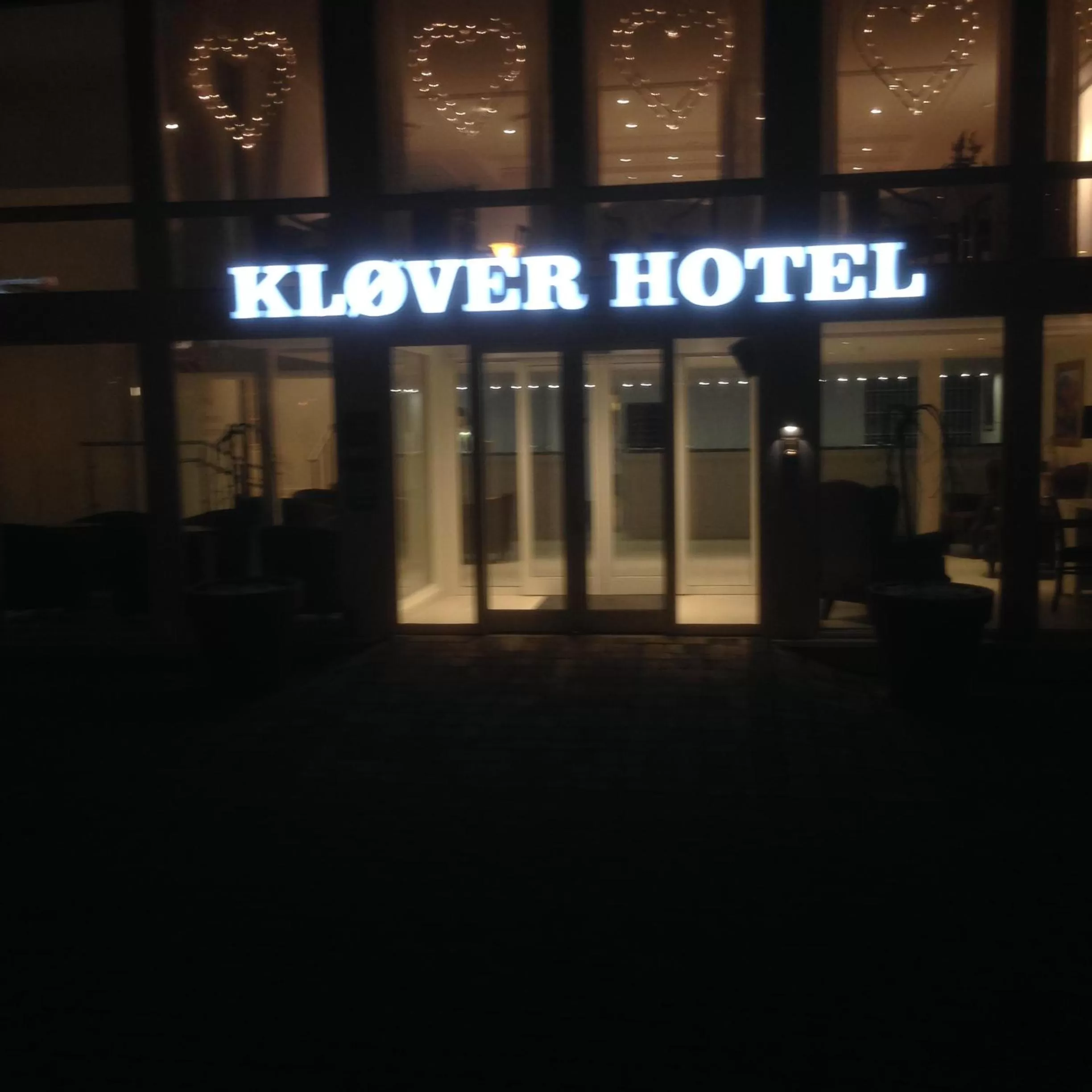 Facade/entrance in Kløver Hotel