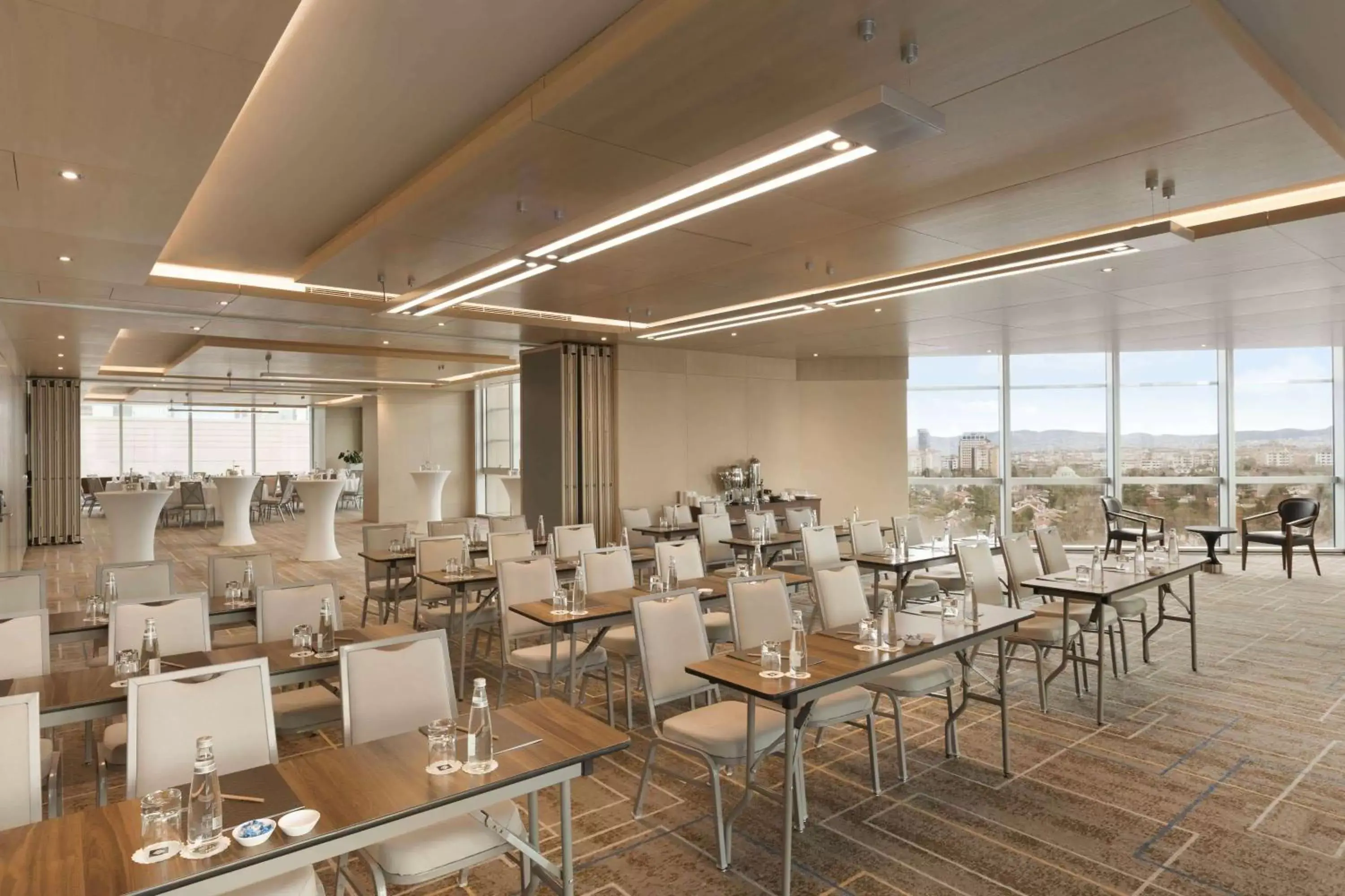 On site, Restaurant/Places to Eat in Wyndham Grand Istanbul Levent