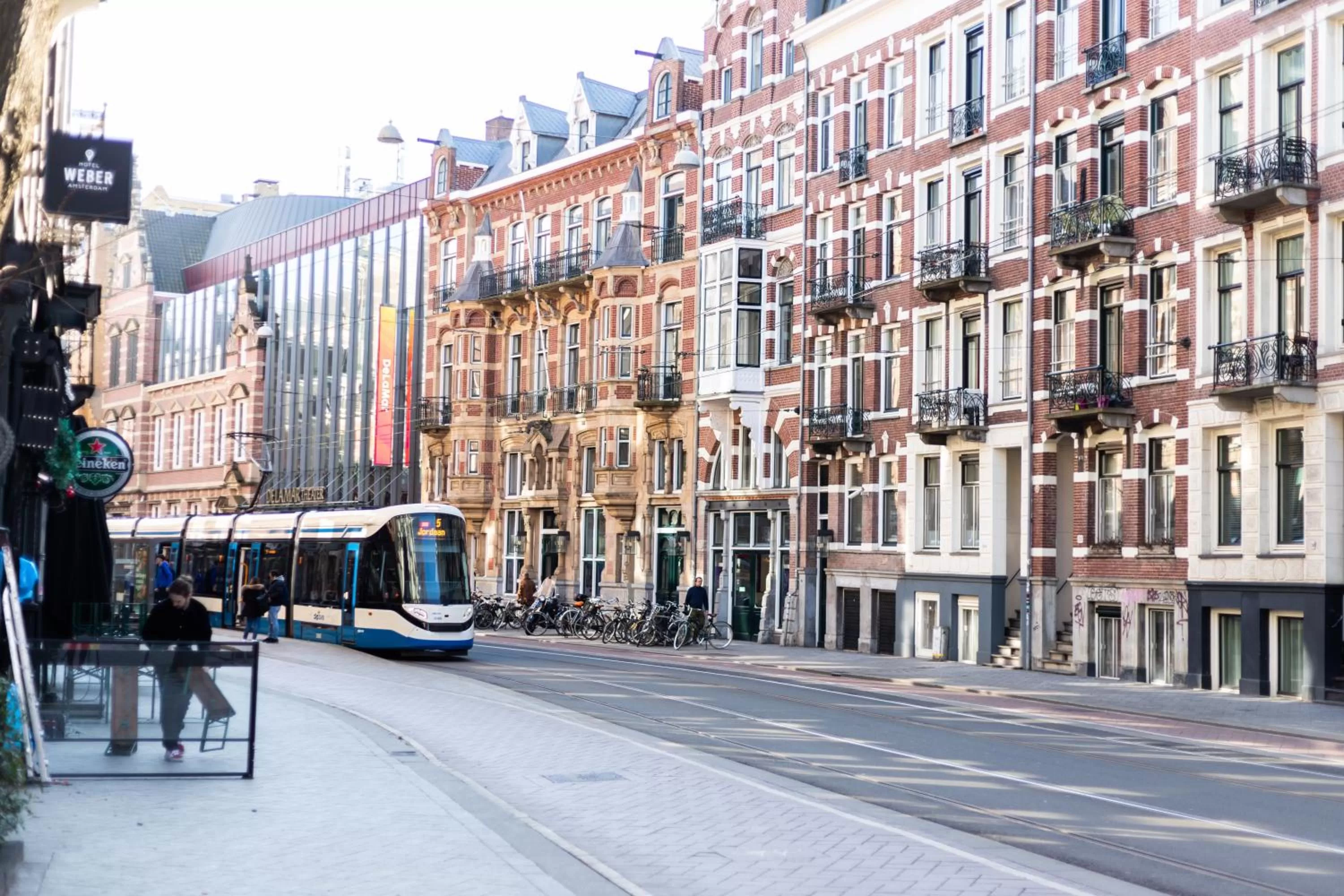 Neighbourhood in Weber Hotel