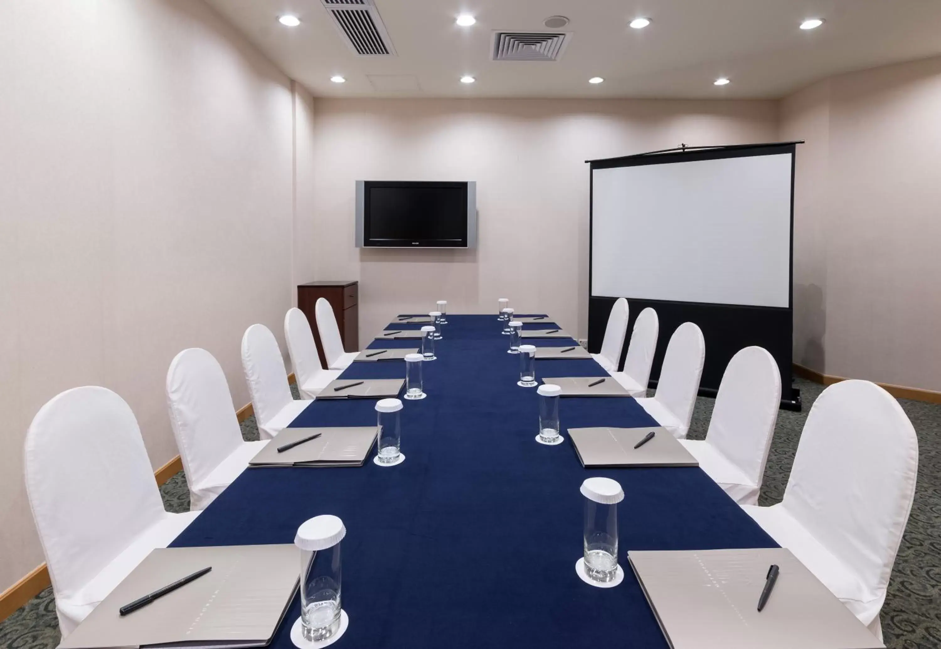Meeting/conference room in Harbour Plaza Metropolis