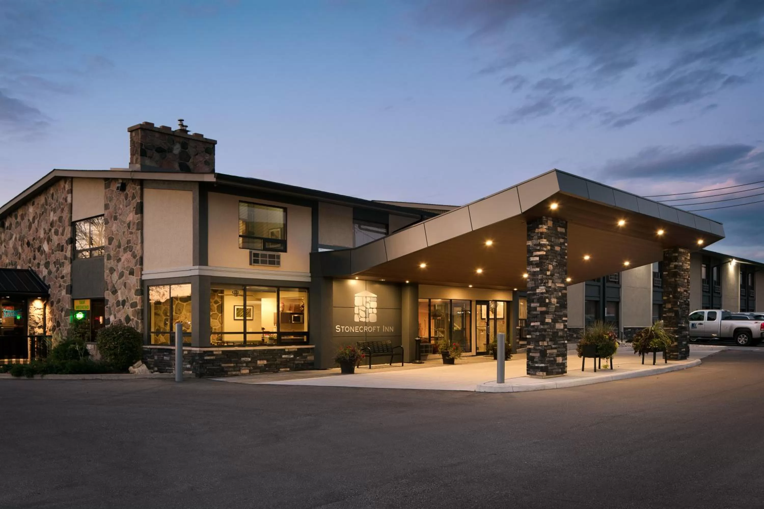 Property Building in Stonecroft Inn