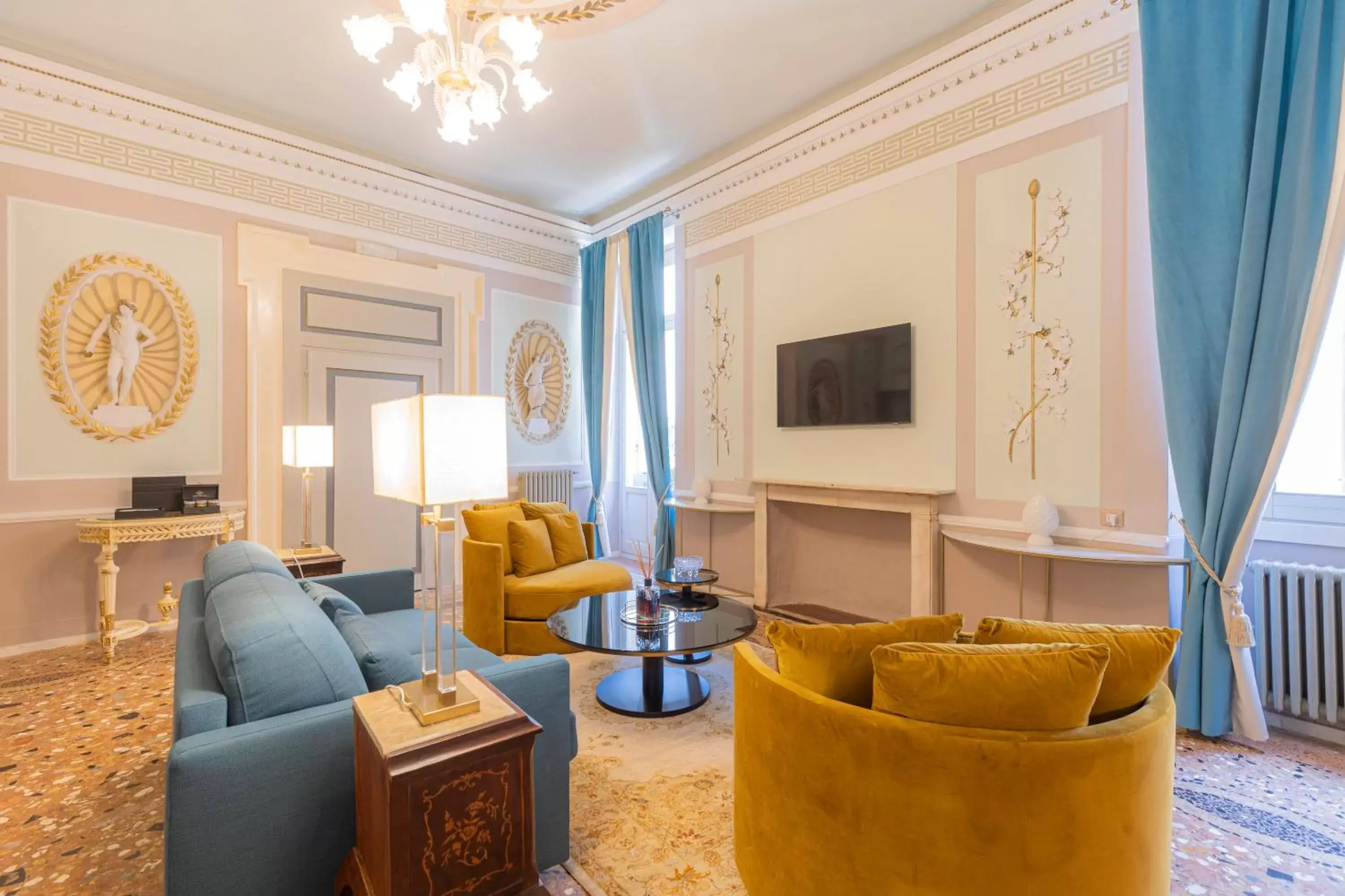 Living room, Seating Area in Corte Realdi - Palazzo Camozzini