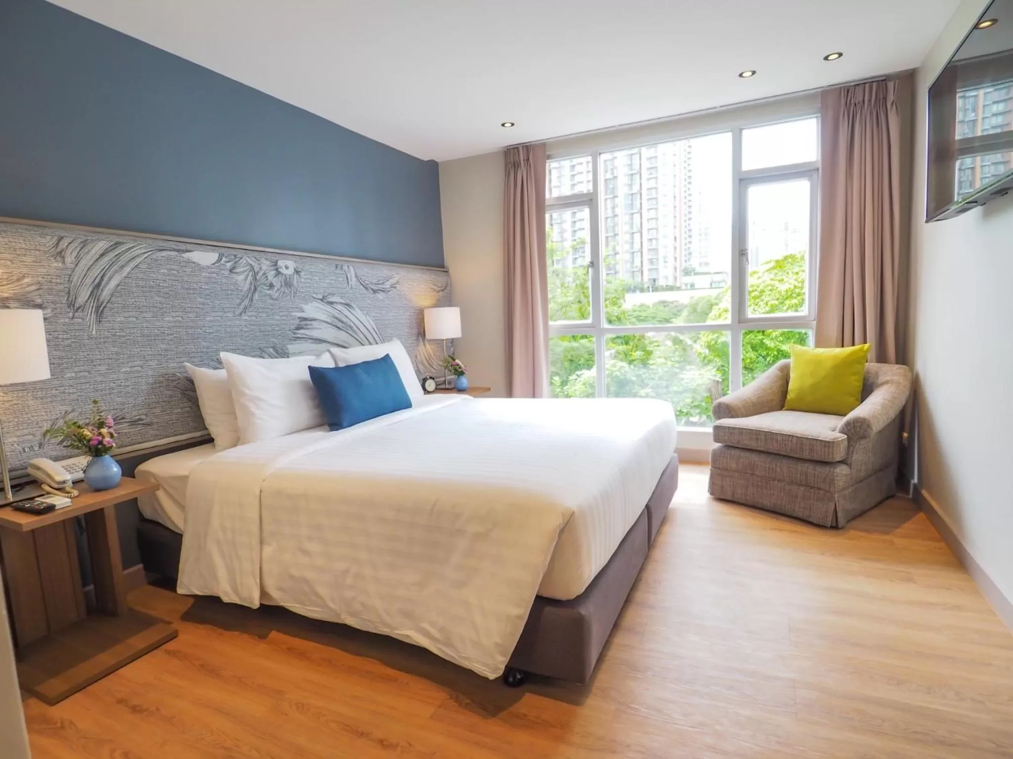 Bed in Asoke Residence Sukhumvit by UHG
