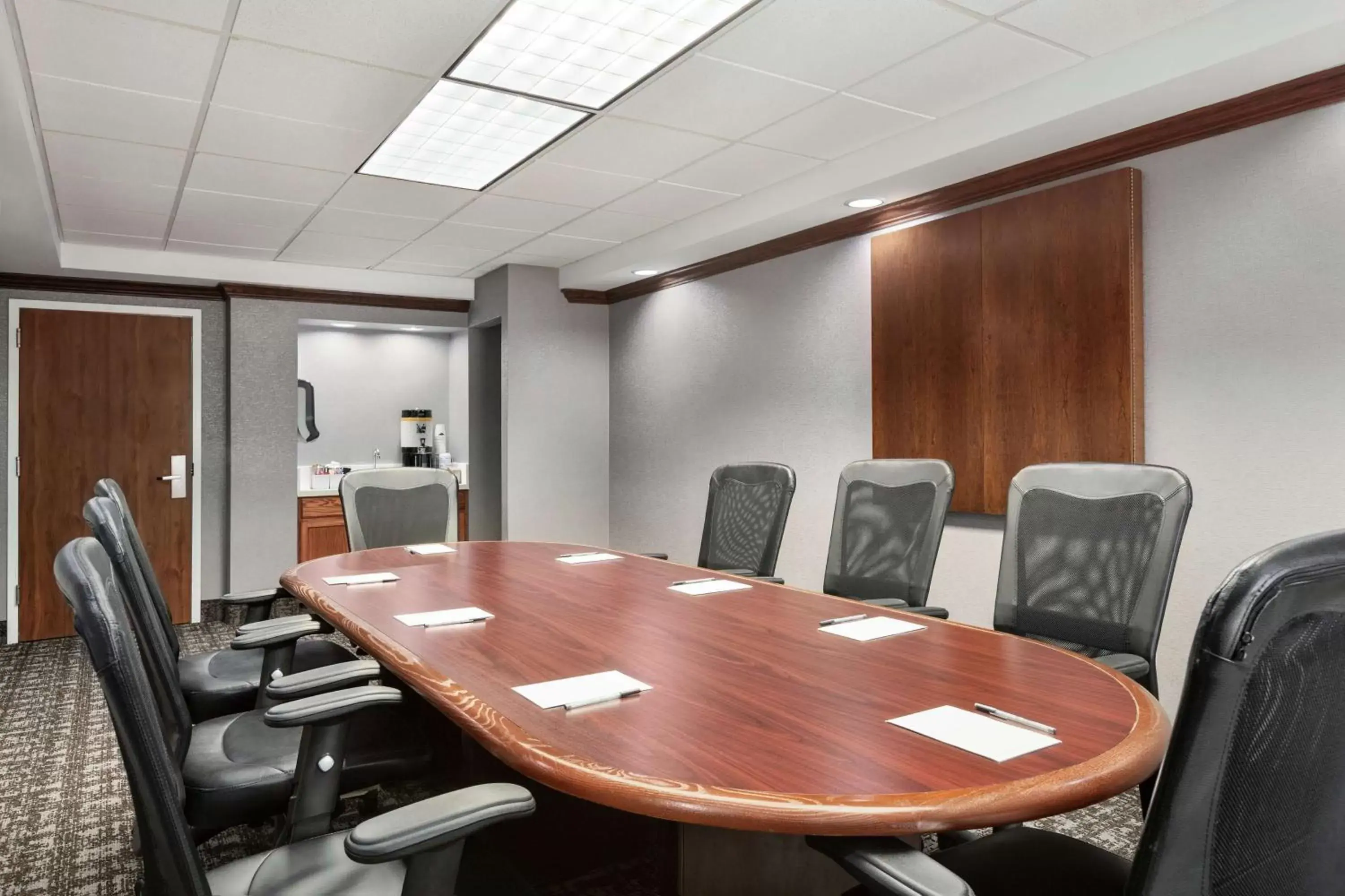 Meeting/conference room in Hampton by Hilton Oklahoma City I-40 East- Tinker AFB