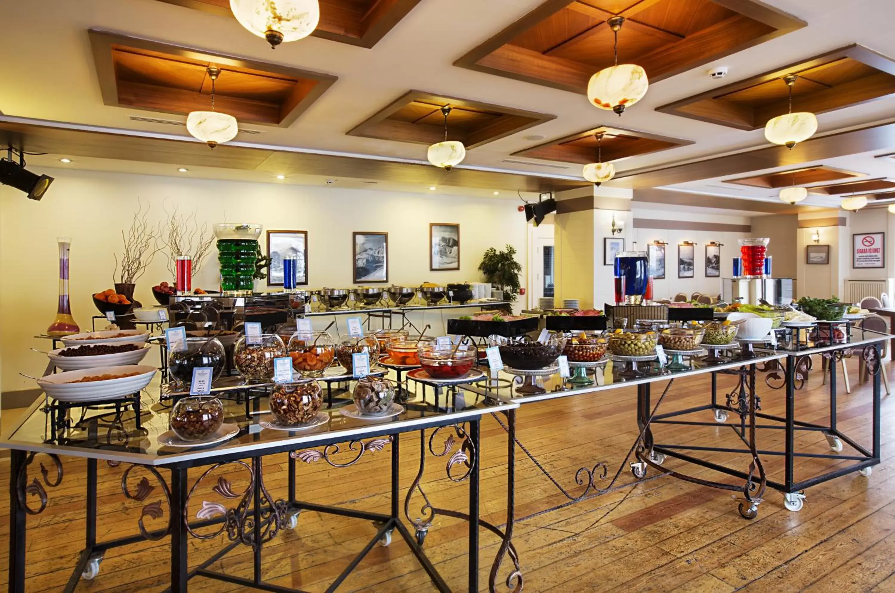 Restaurant/places to eat in Dedeman Palandoken Ski Lodge Hotel Restaurant/places to eat in Dedeman Palandoken Ski Lodge Hotel