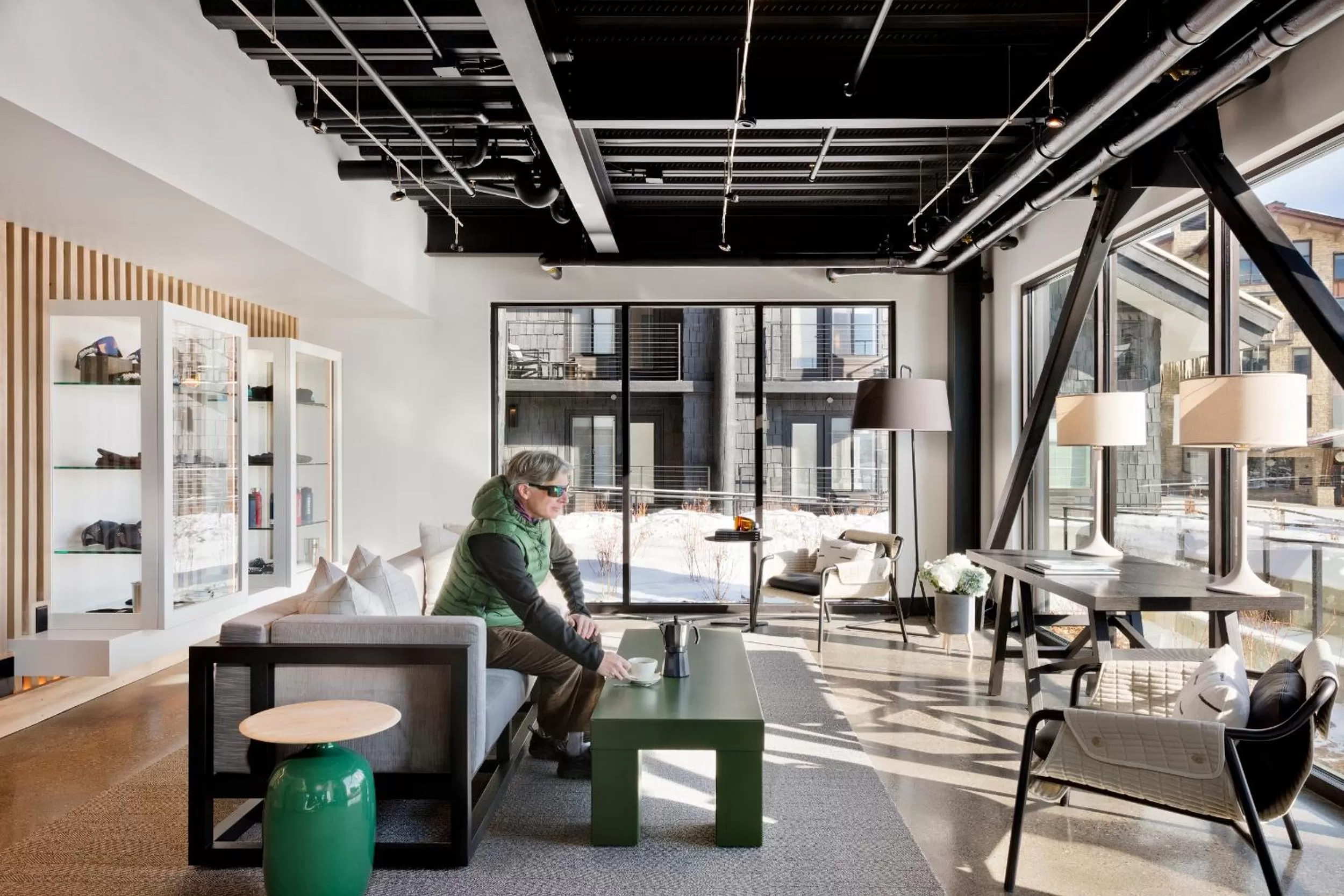 Lobby or reception in Continuum Hotel