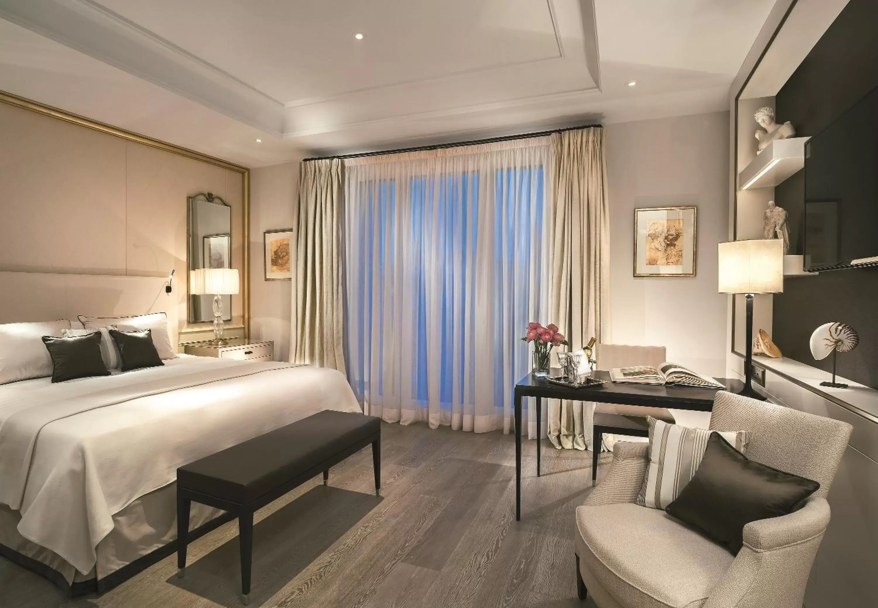 Deluxe Double or Twin Room in Palazzo Parigi Hotel & Grand Spa - LHW