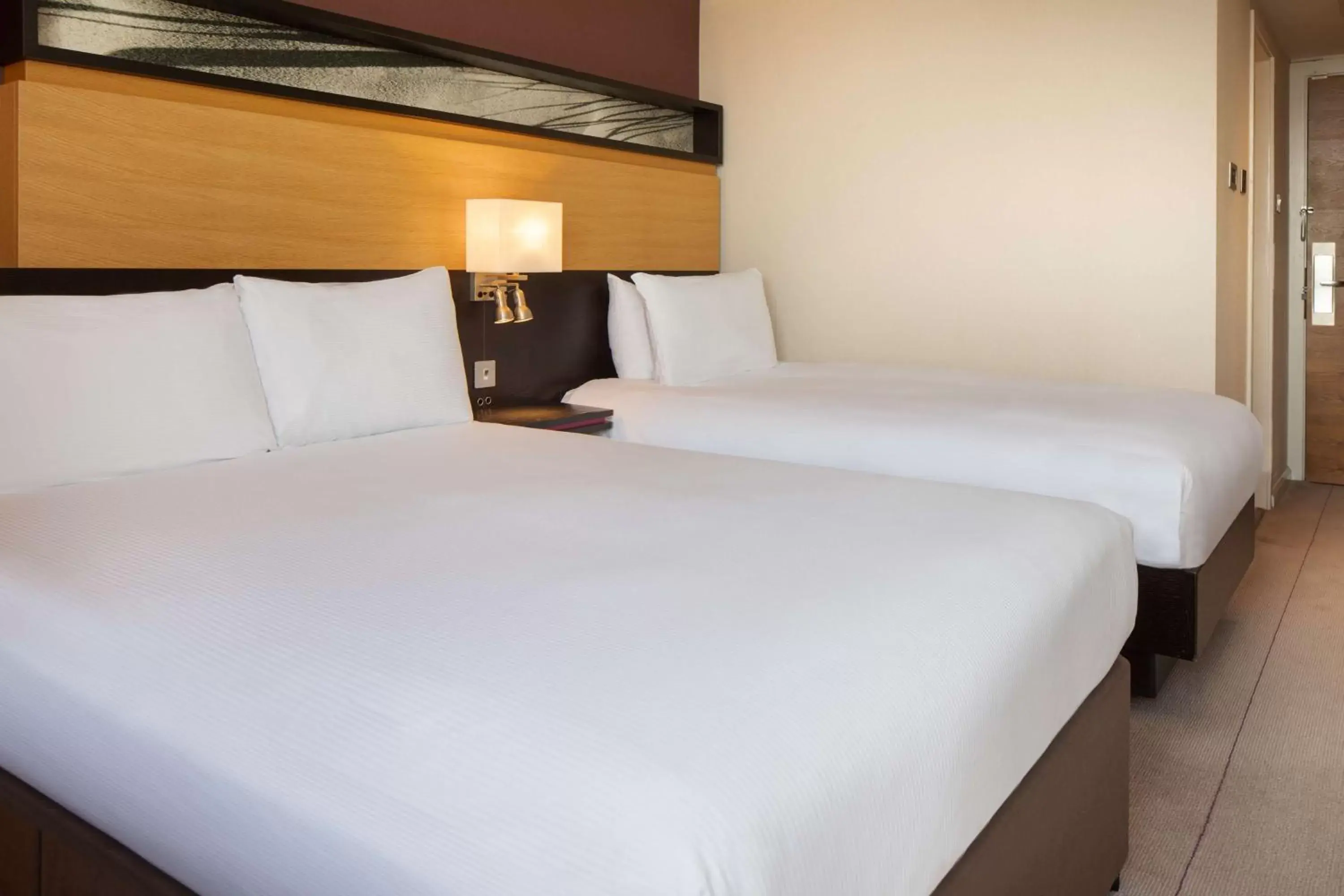 Bed in Hilton Leeds City