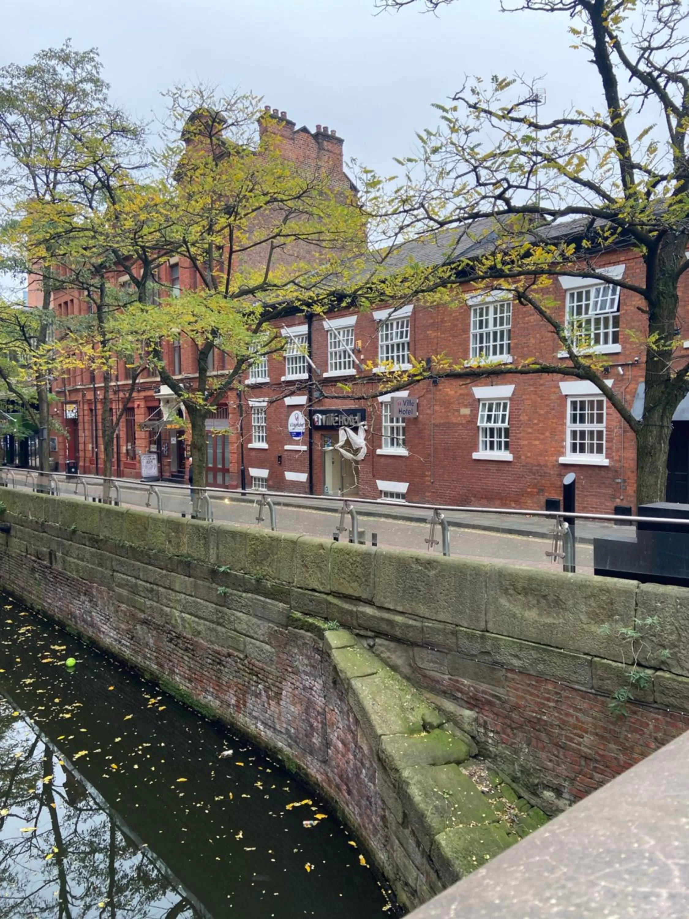 Property building in Ville Hotel