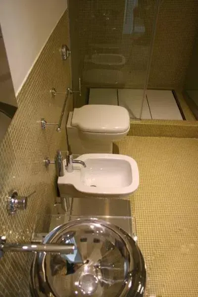 Bathroom in Maxim