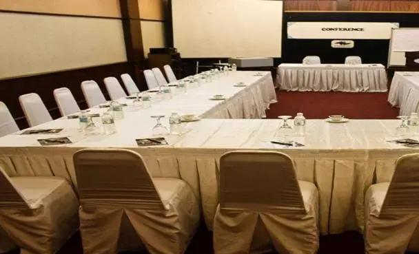 Meeting/conference room, Banquet Facilities in De Rhu Beach Resort