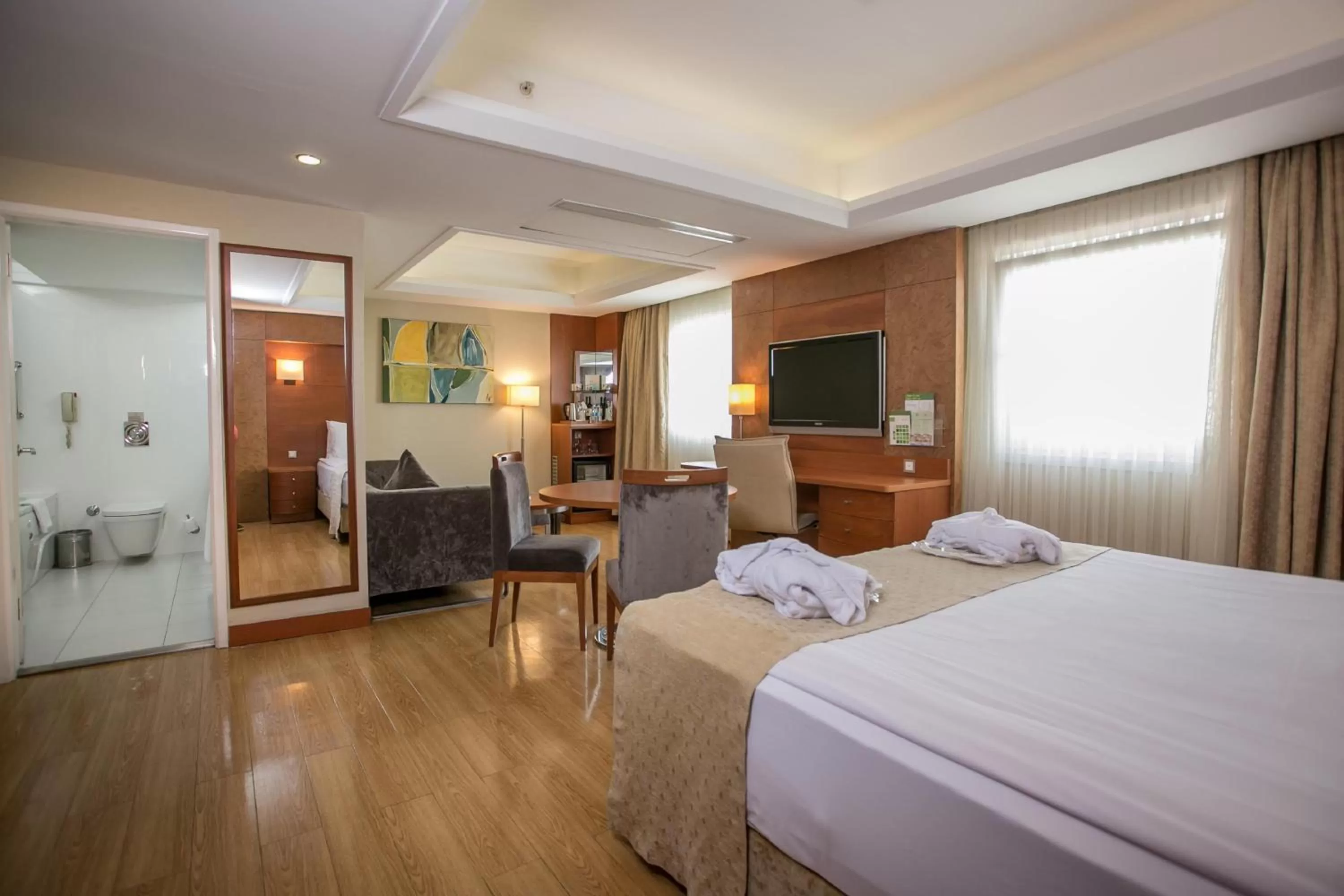 Bedroom, Bed in Holiday Inn Istanbul City by IHG
