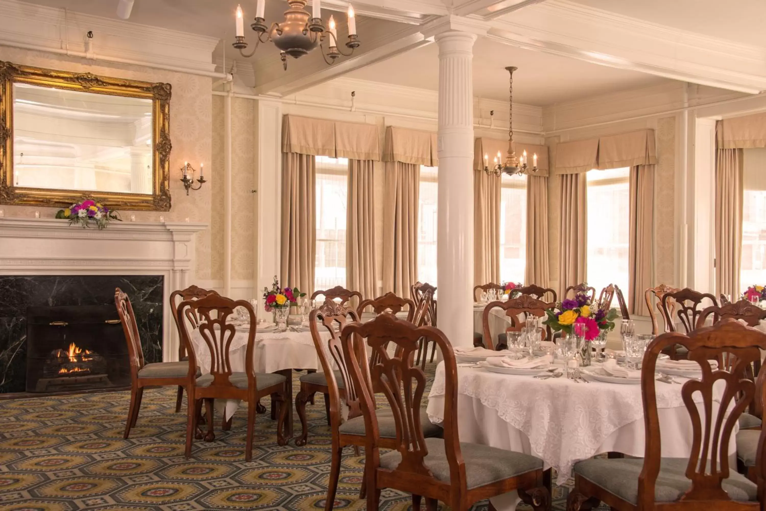 Banquet/Function facilities, Restaurant/Places to Eat in Middlebury Inn
