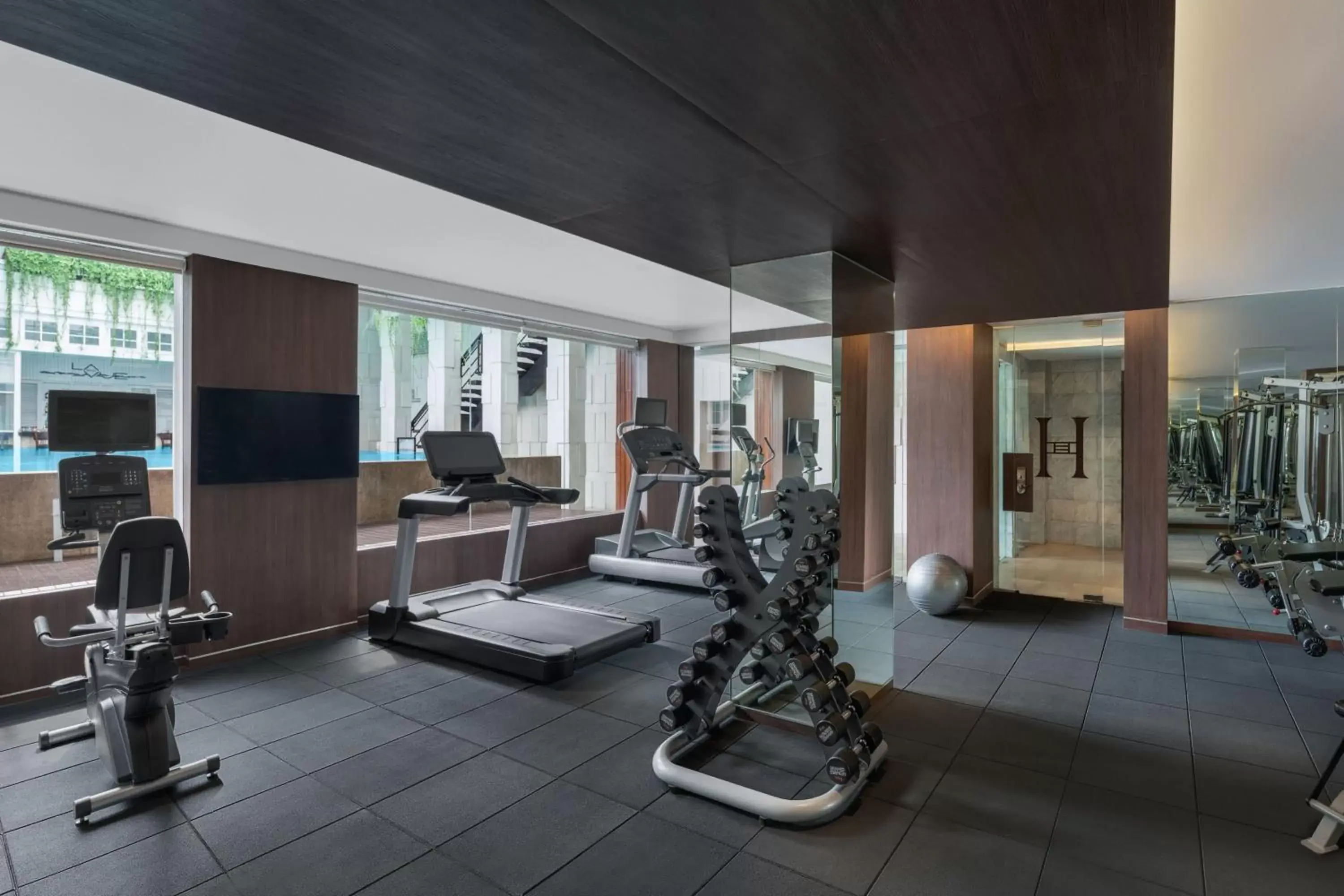 Fitness centre/facilities in The Hermitage, A Tribute Portfolio Hotel, Jakarta Fitness centre/facilities in The Hermitage, A Tribute Portfolio Hotel, Jakarta
