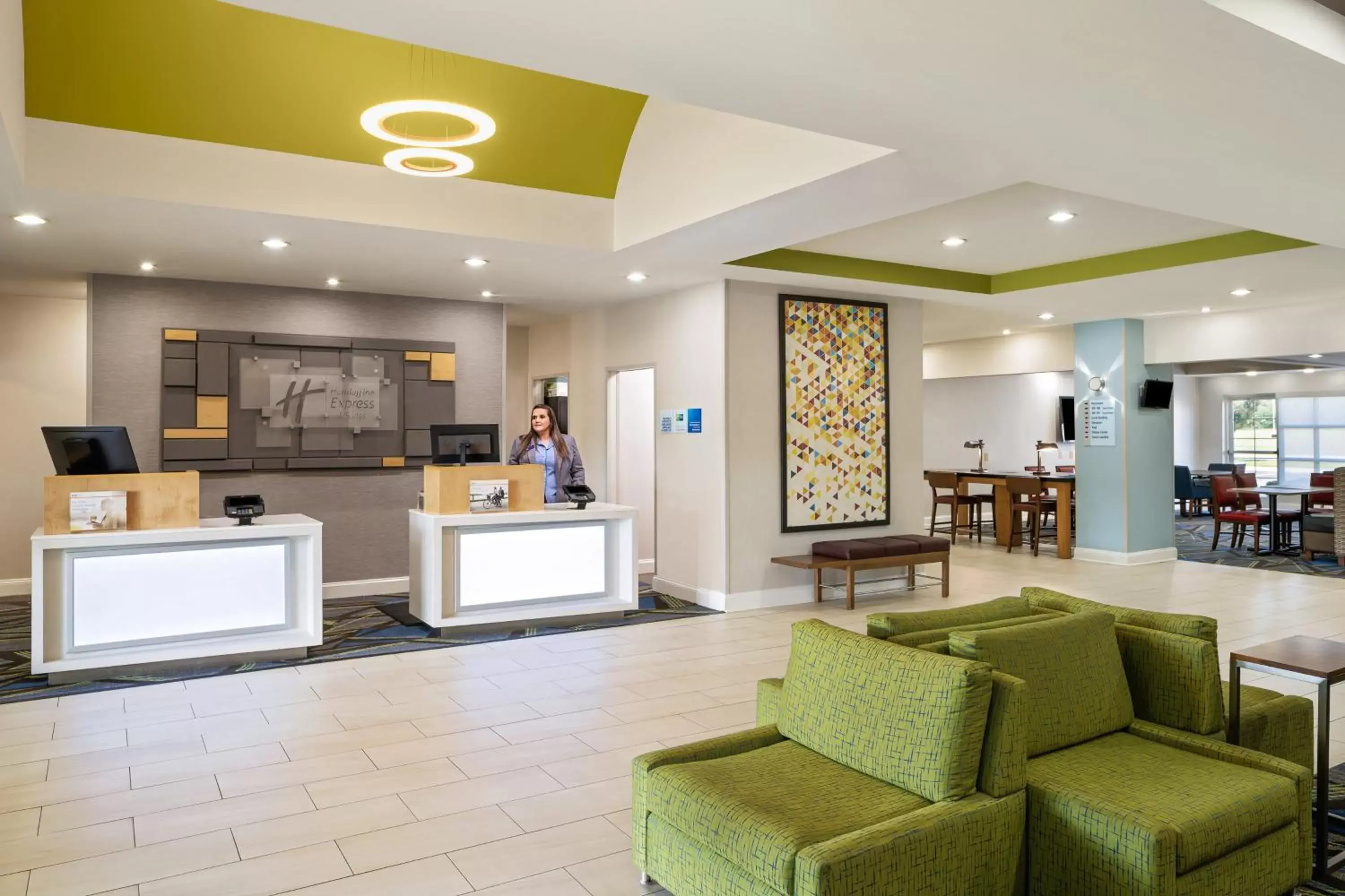 Property building, Lobby/Reception in Holiday Inn Express & Suites Florence, an IHG Hotel