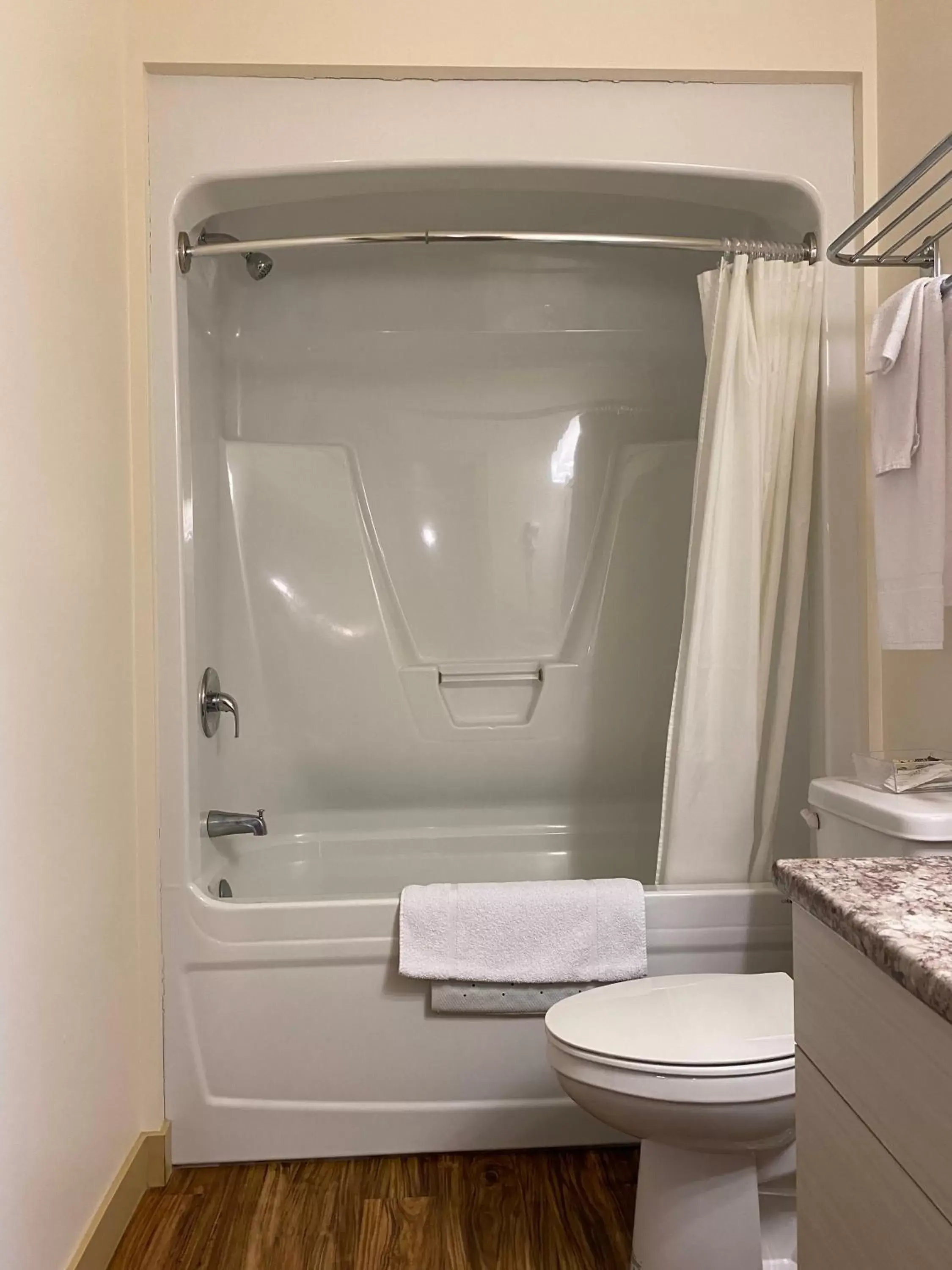 Shower, Bathroom in Sleep Suite Motel