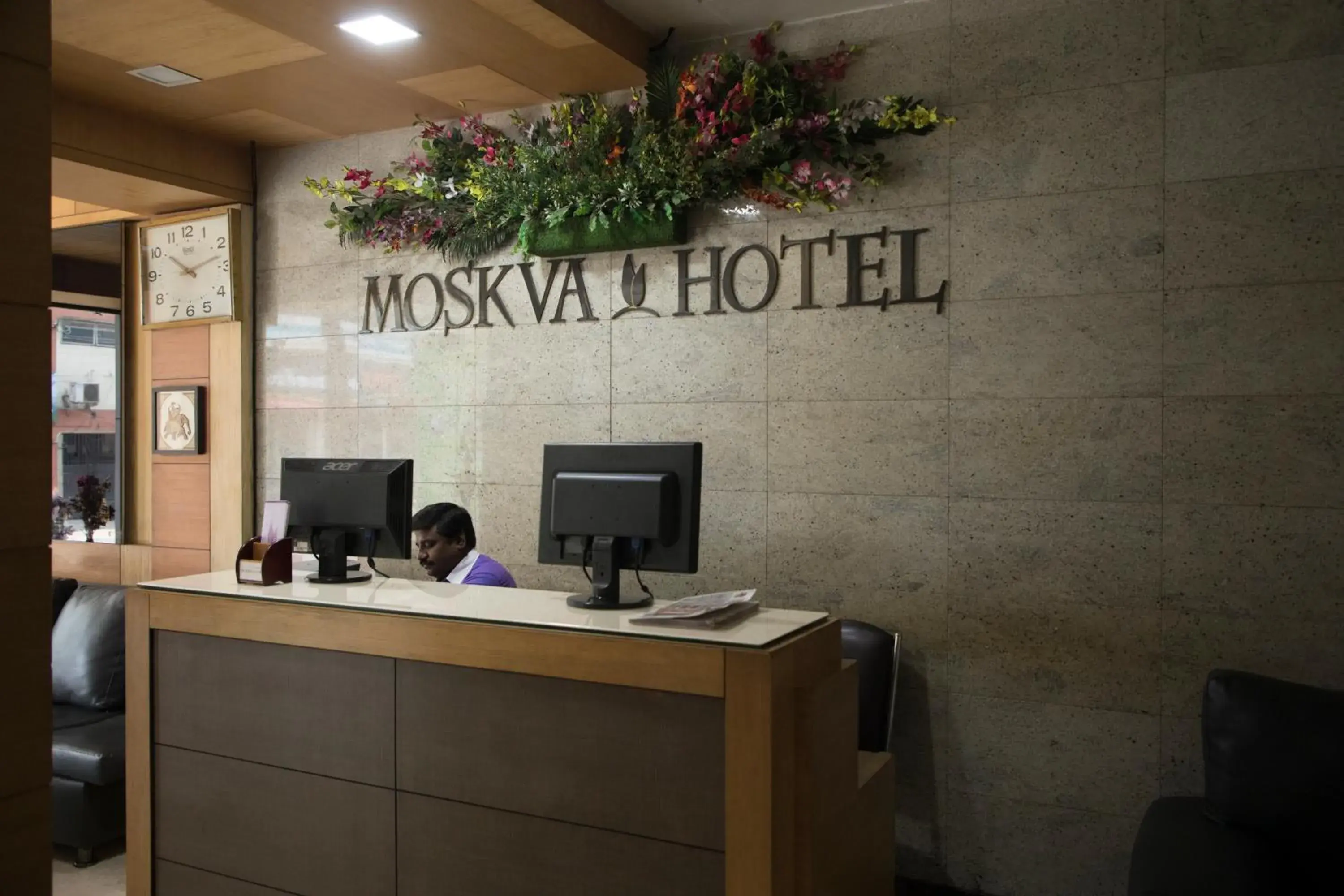 Lobby/Reception in Moskva Hotel