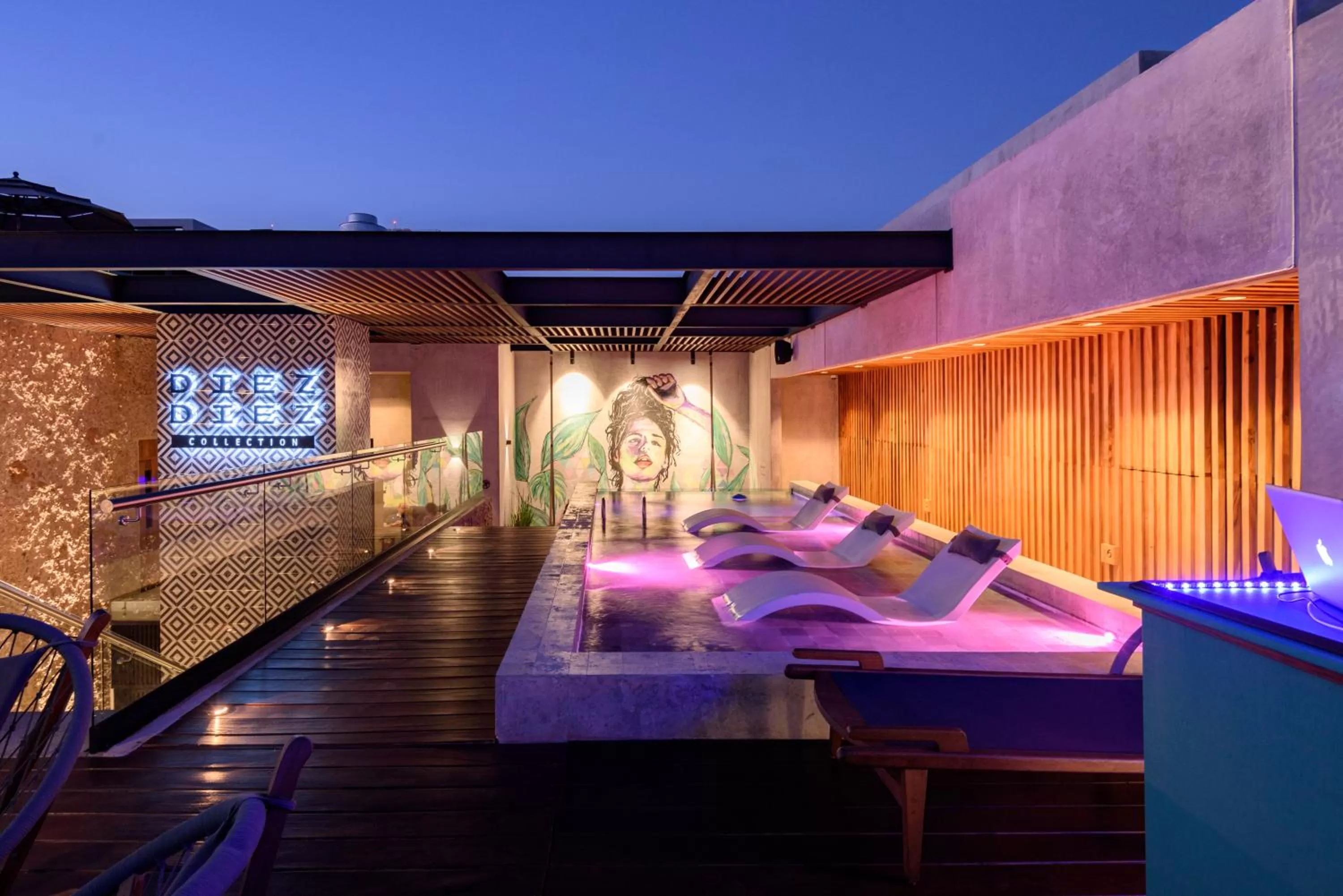 Off site in Diez Diez Collection