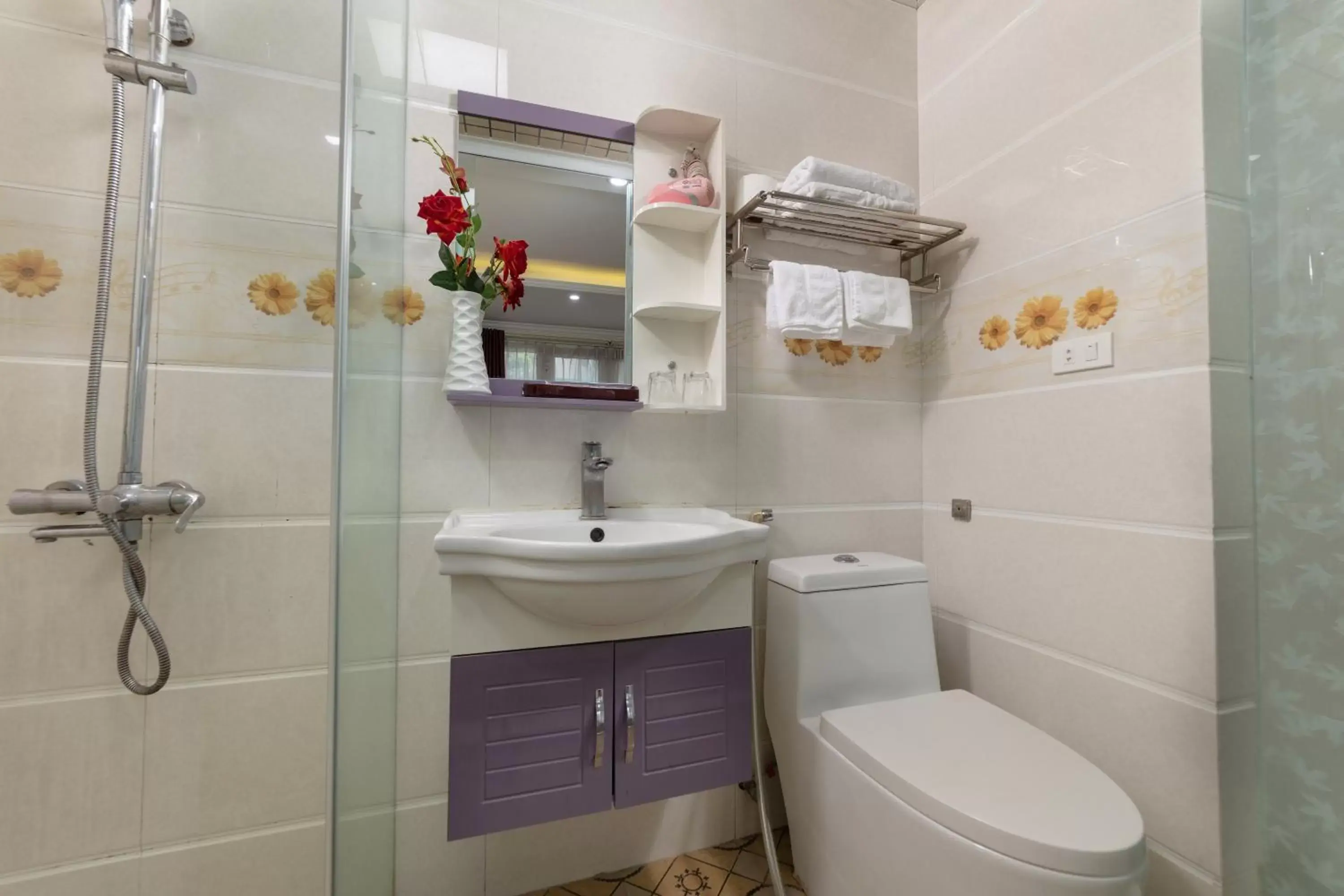 Shower, Bathroom in My Moon Hotel Hanoi