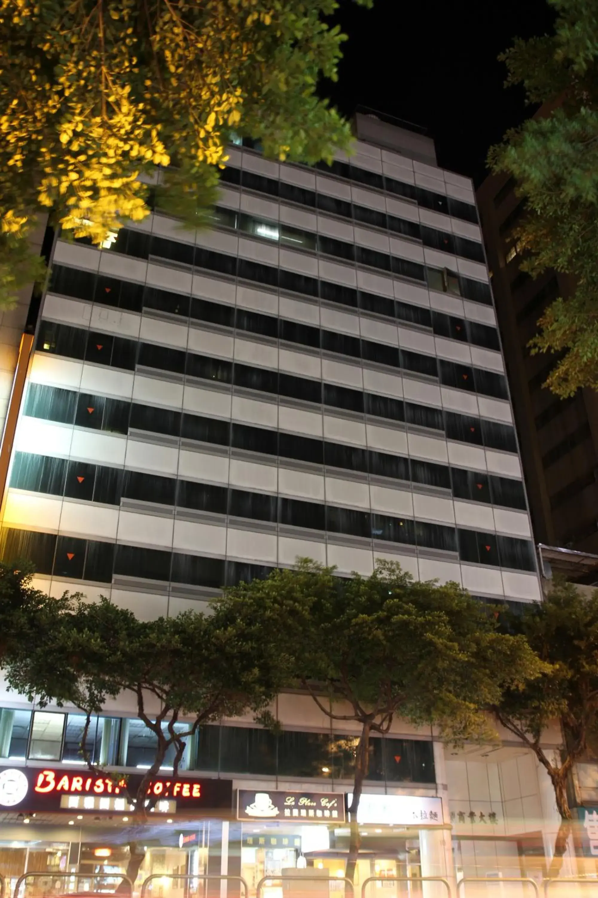 Property Building in Formosa 101 Hostel