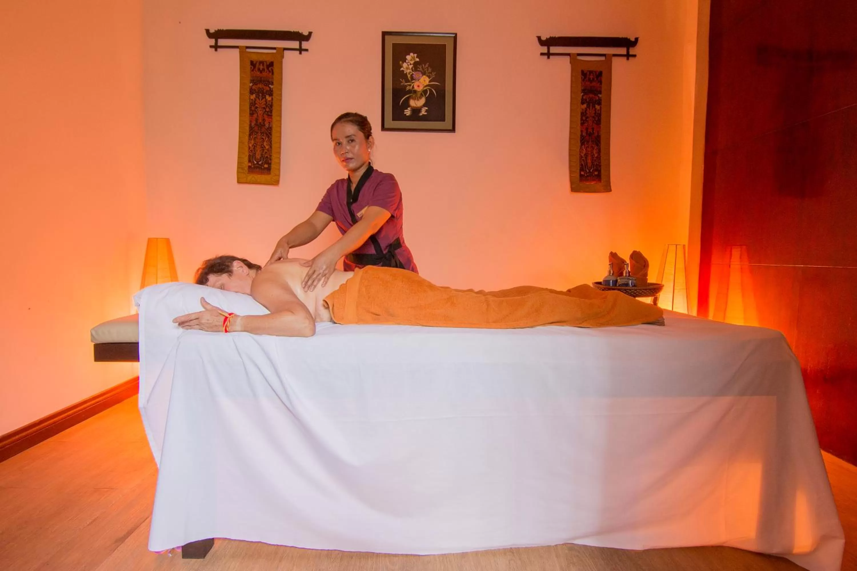 Massage in Angkor Holiday Hotel