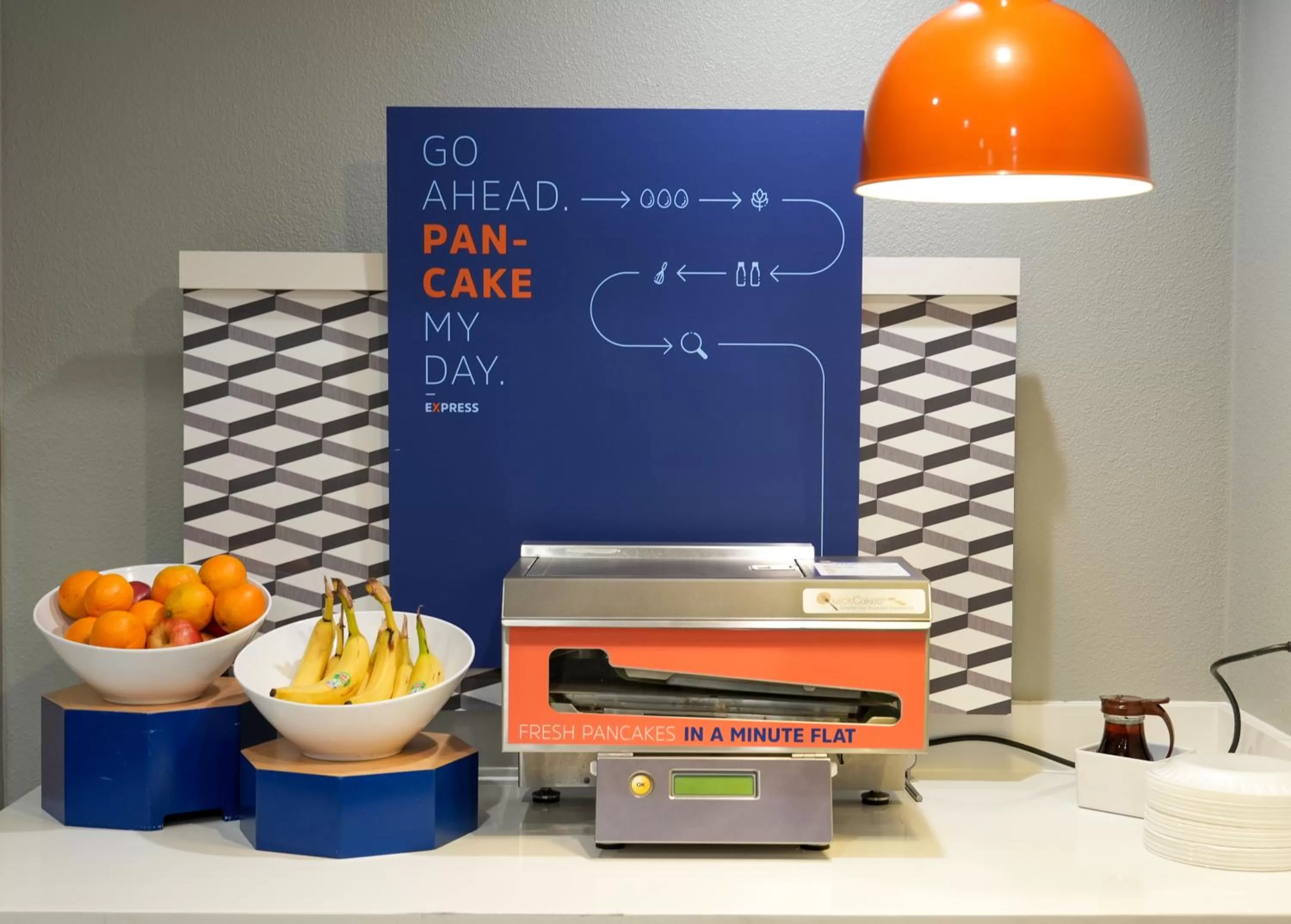 Food and drinks in Holiday Inn Express Hotel & Suites Cedar Hill by IHG